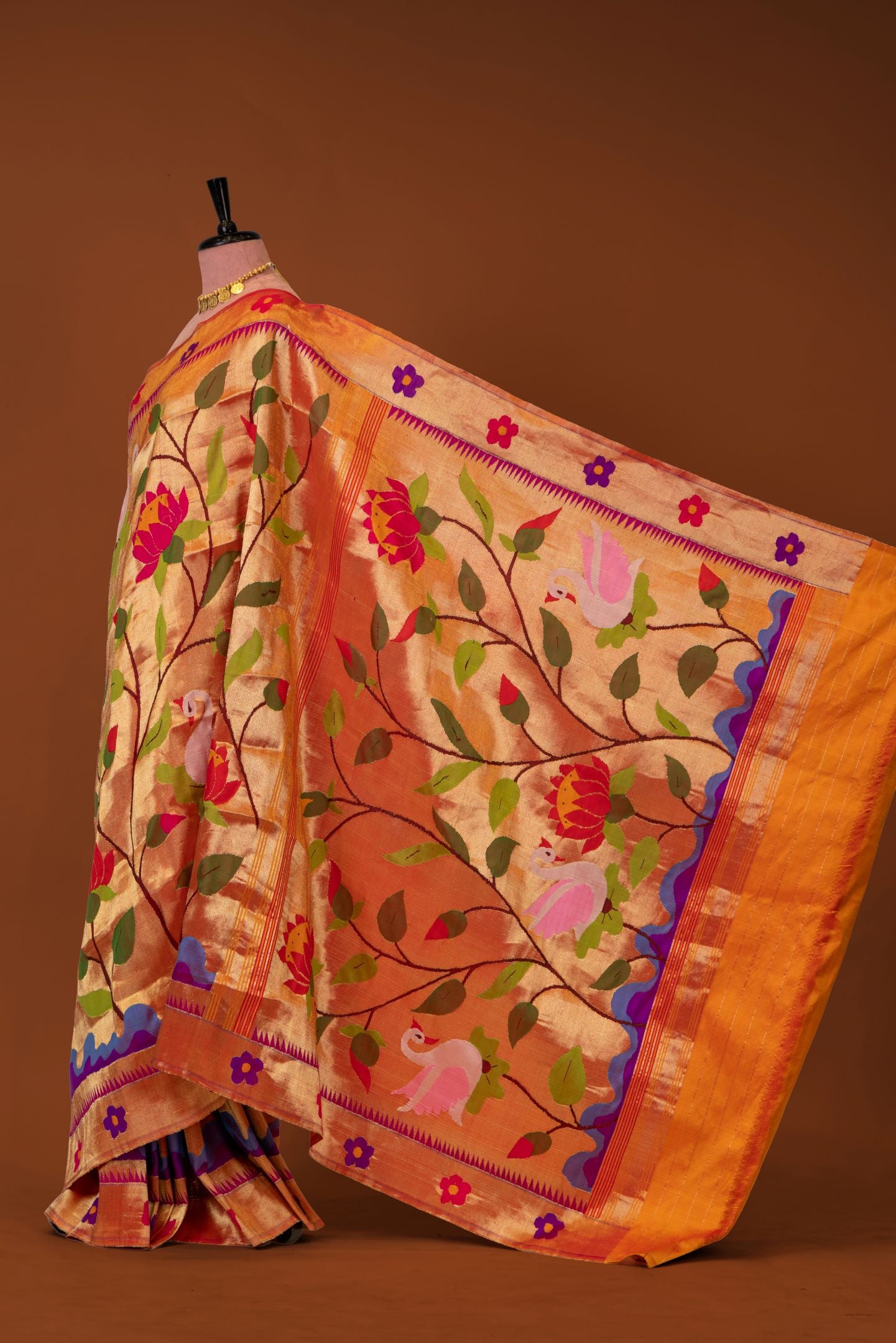 Handloom Brocade Paithani