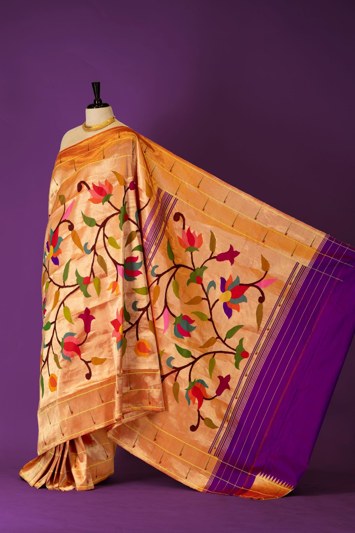Handloom Brocade Paithani
