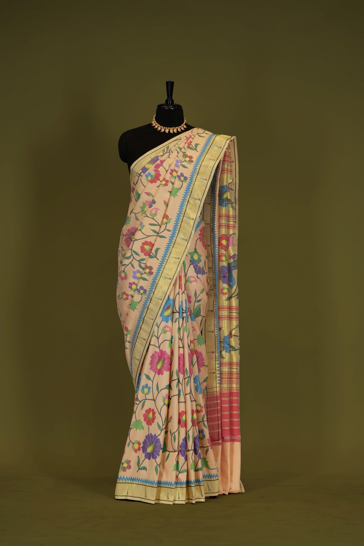 Handloom Brocade Paithani