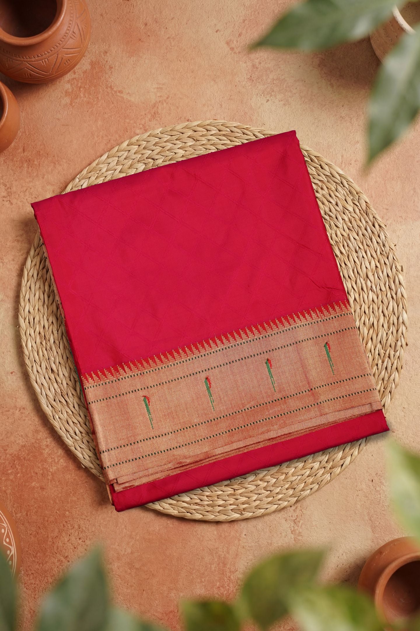 Muniya Emboss Design