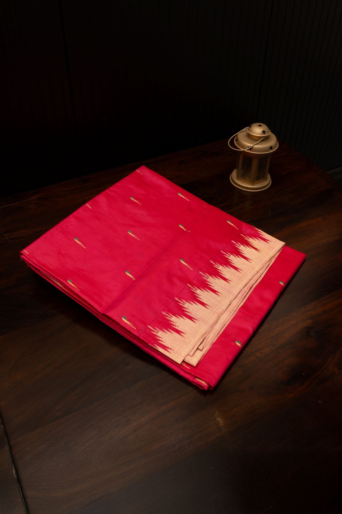 Small Temple Muniya All Over Butta