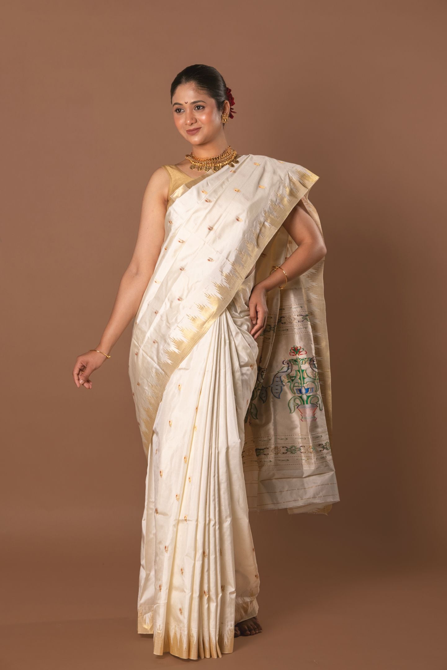 Traditional Pure Silk Small Temple Border Meena Butta Saree