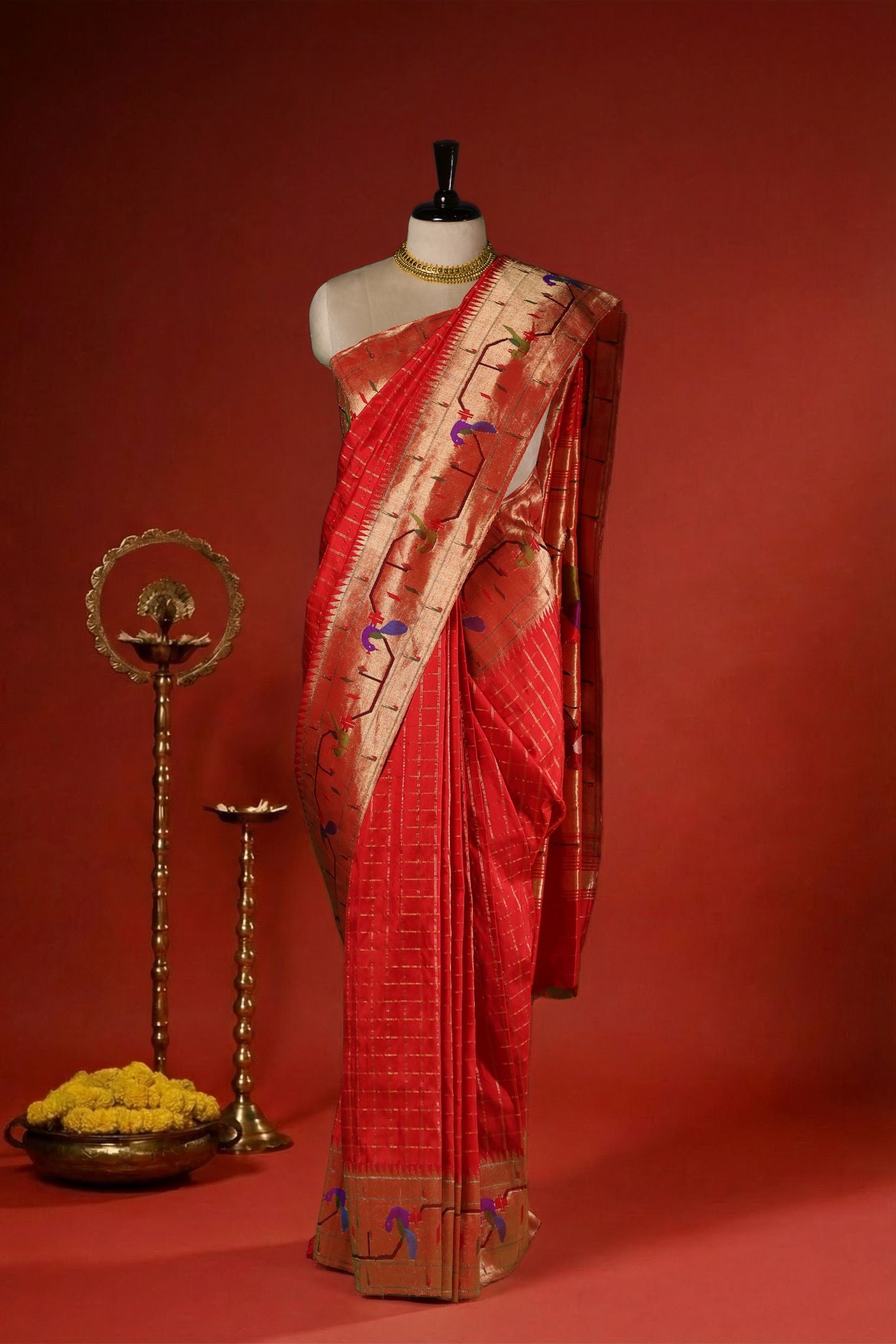 Handloom Checks Peacock Parrot Border Paithani