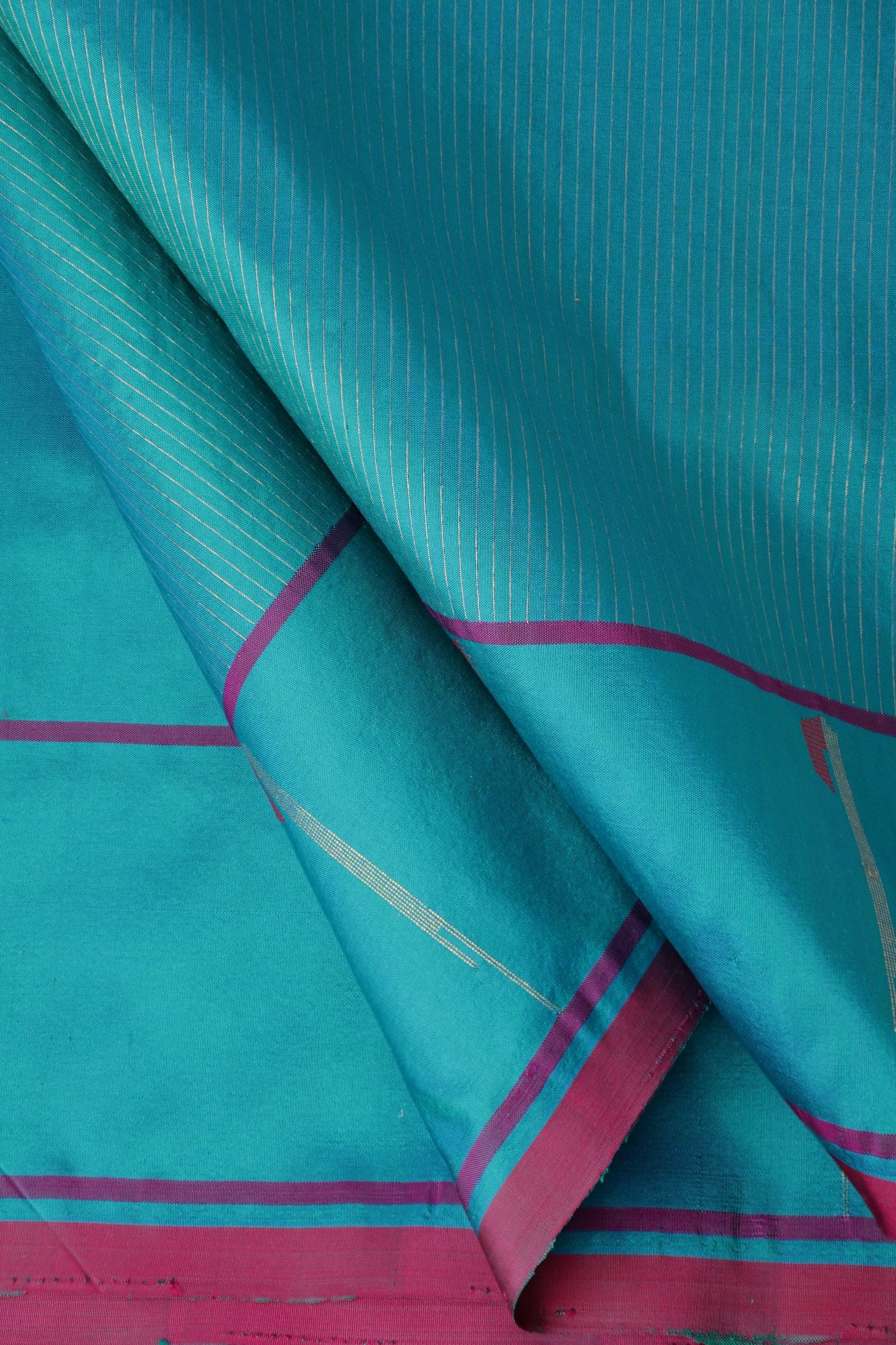Stripes Muniya Border Silk Saree