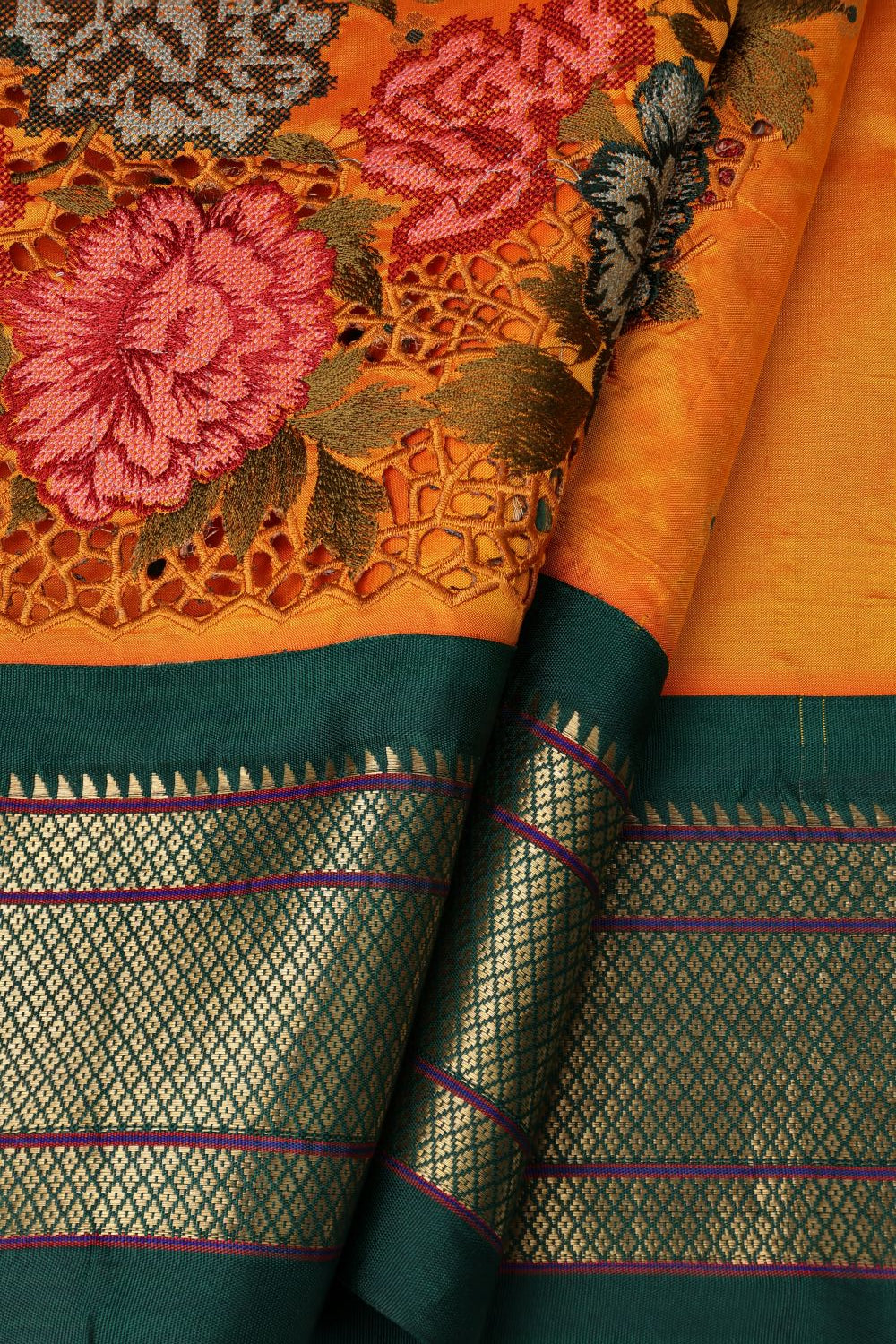 Kadiyal Petit Cut-work Border