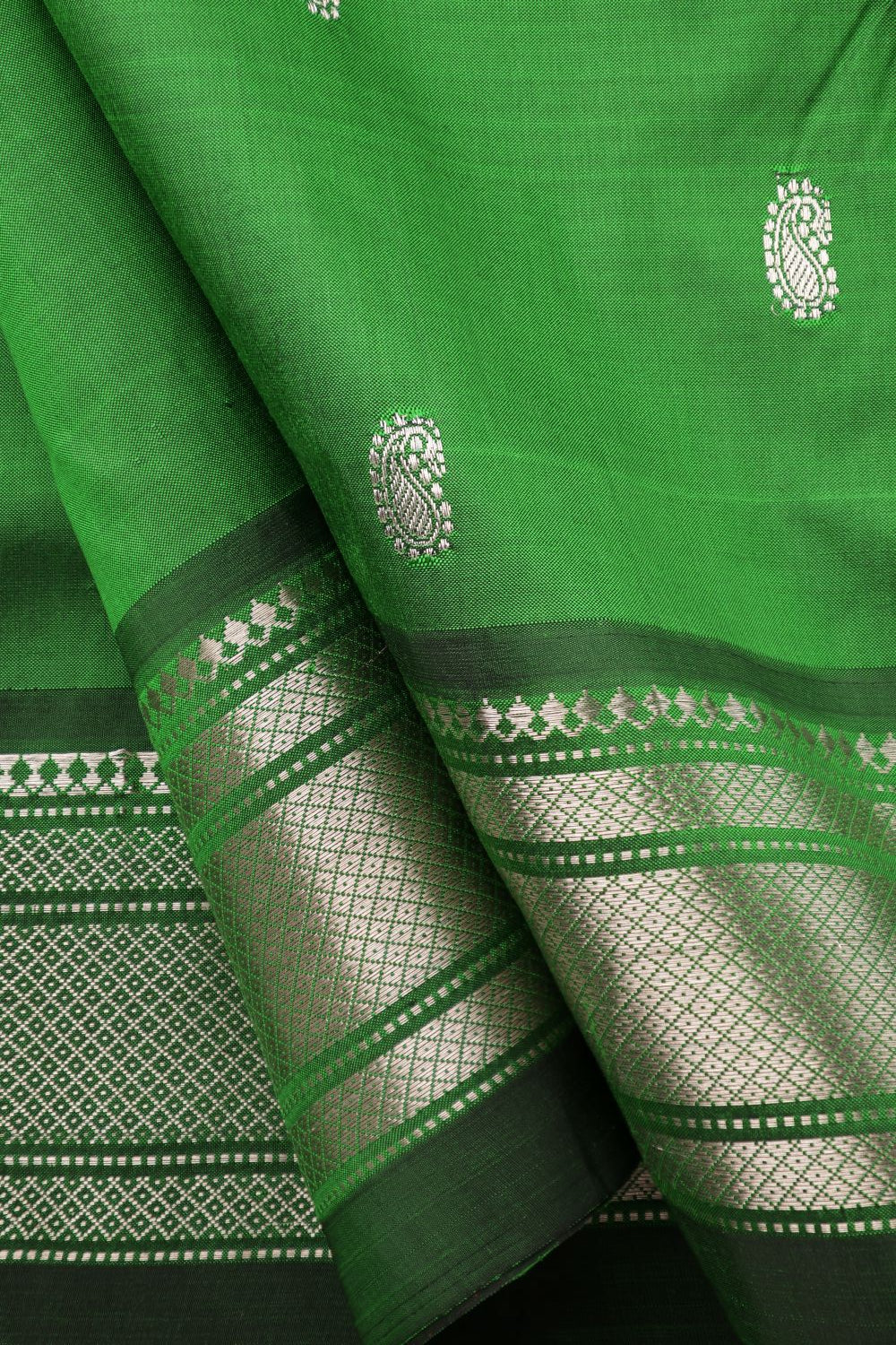 Handloom Rich Pallu Paithani
