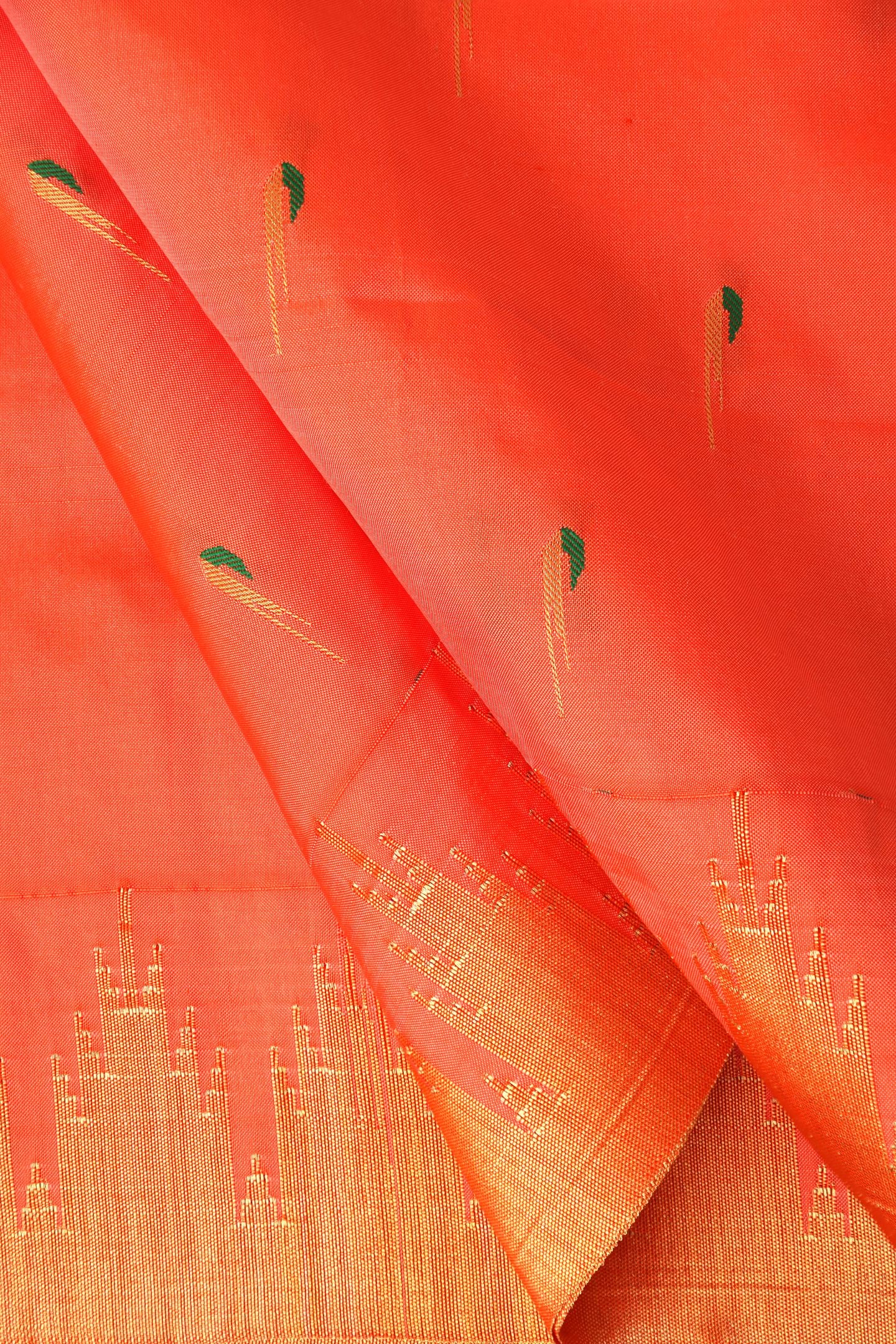 Small Temple Muniya All Over Butta