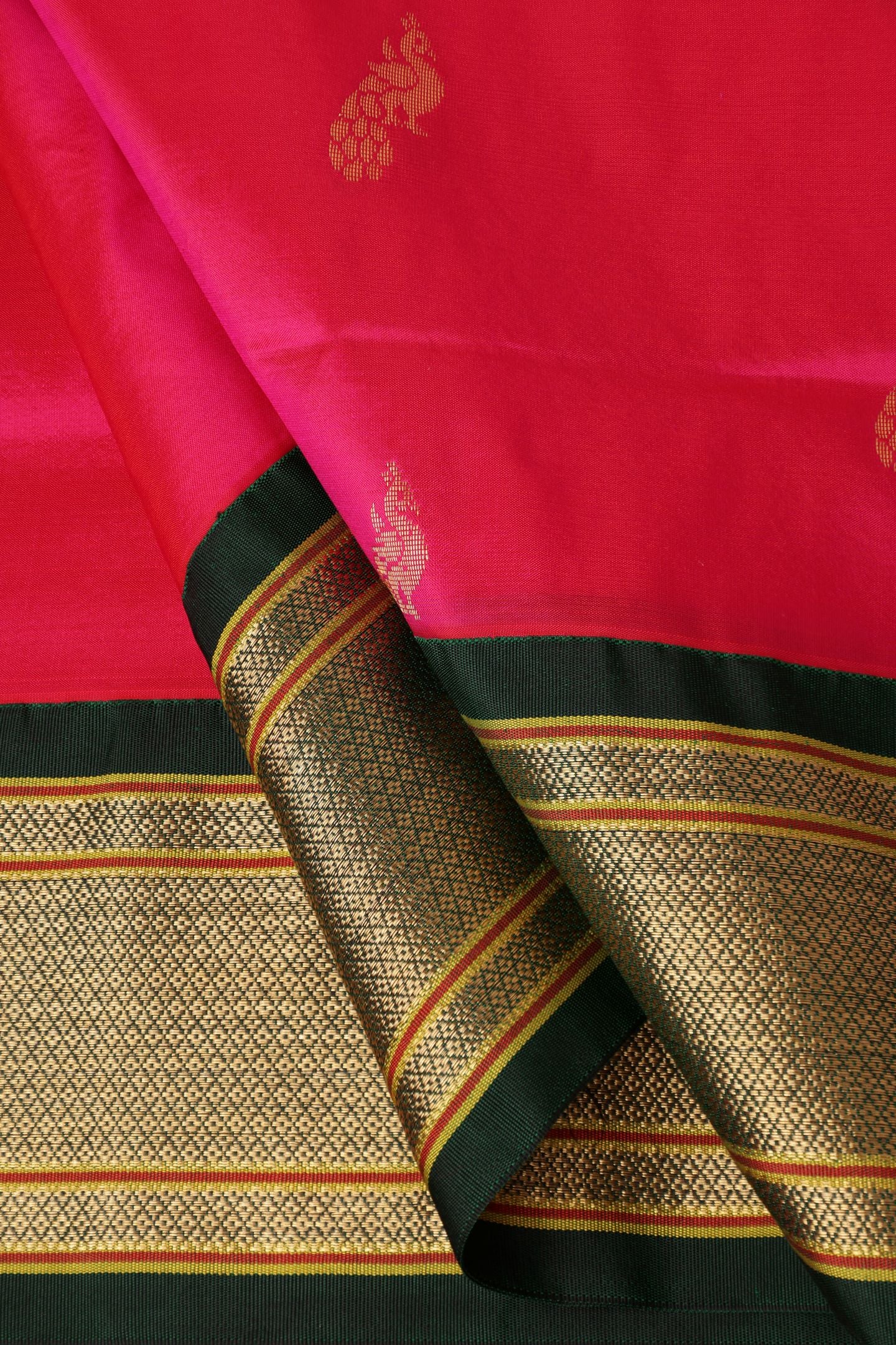 Kadiyal All Over Peacock Butta Saree