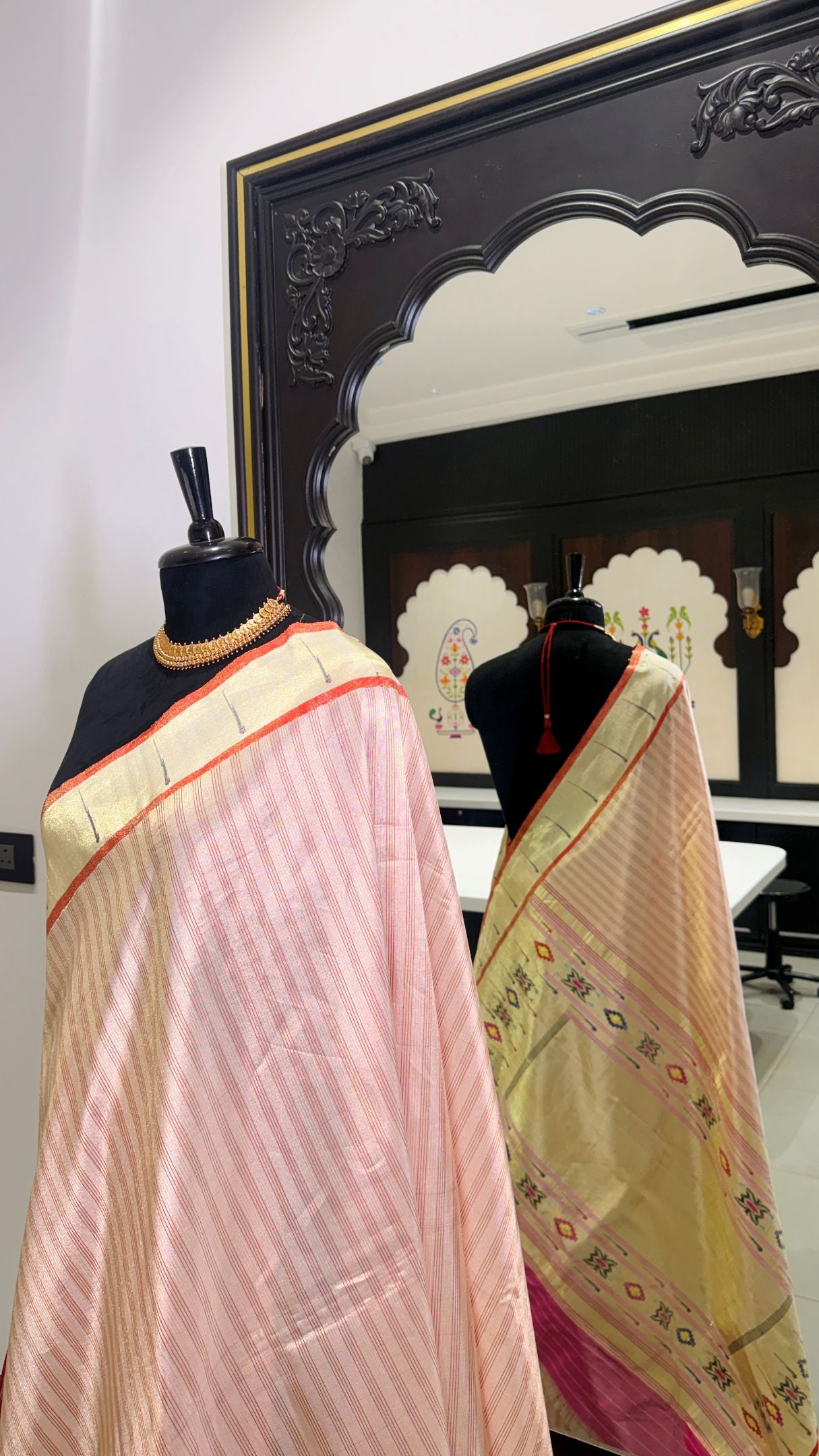 Hand Woven Stripes Tissue Muniya Paithani