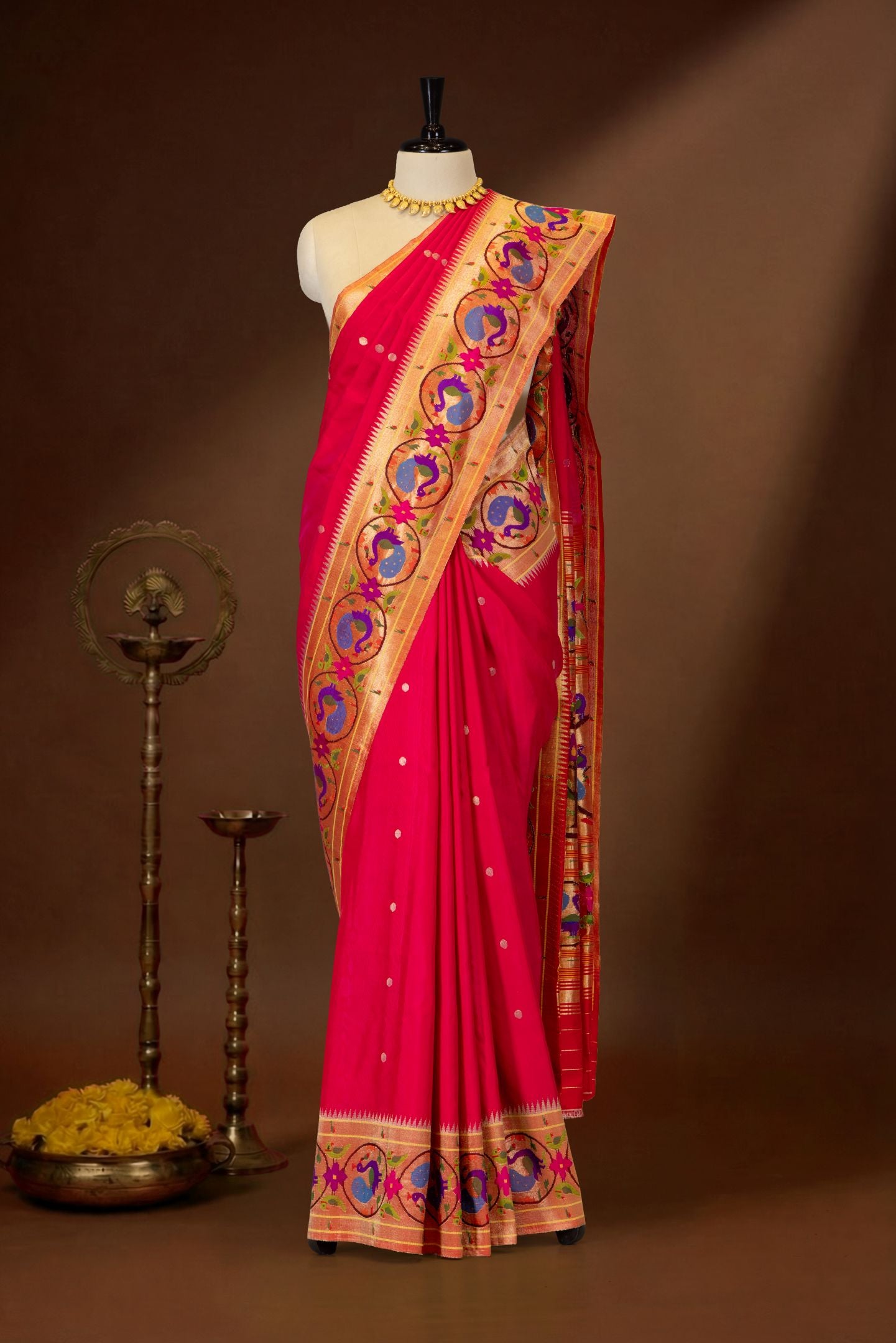 Handloom Bangdi Mor Paithani