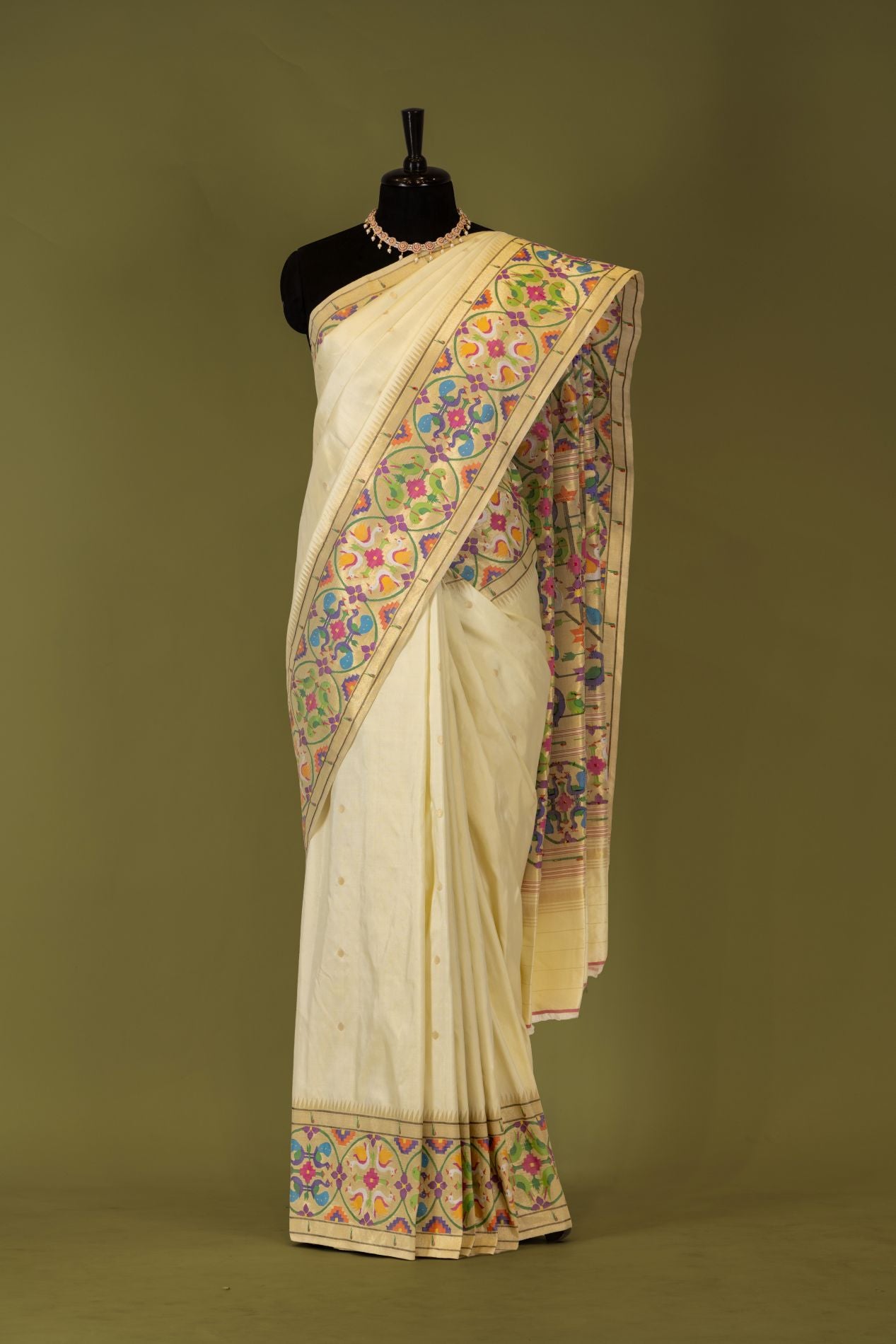 Handwoven Bangdi with Peacock Parrot Swan Paithani