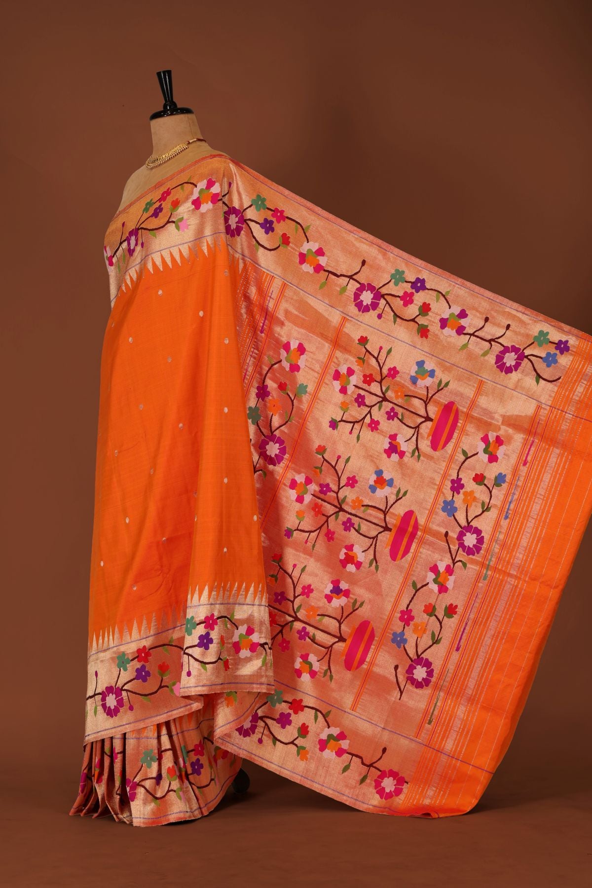 Handloom Brocade Paithani