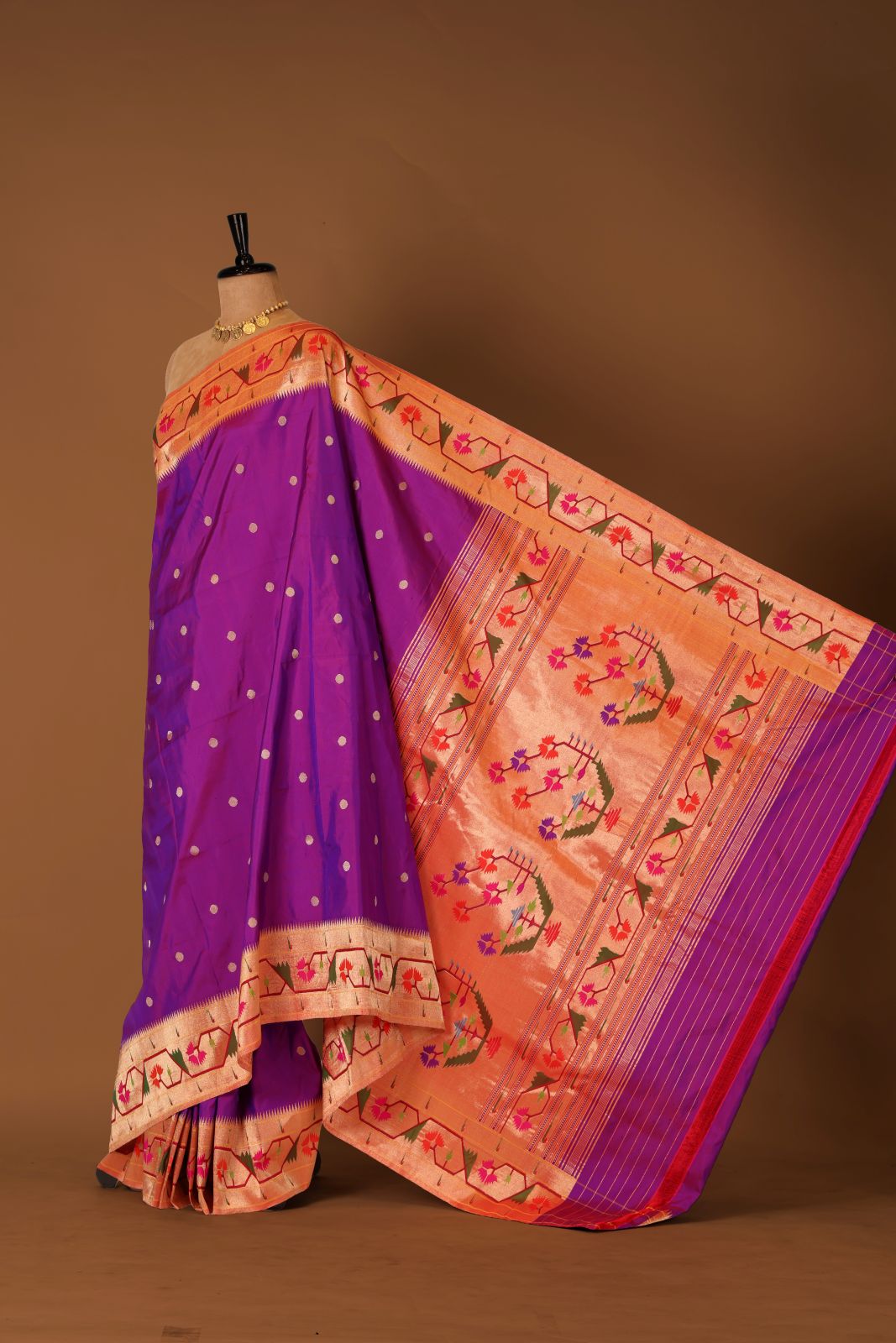 Handloom Aasawali Paithani