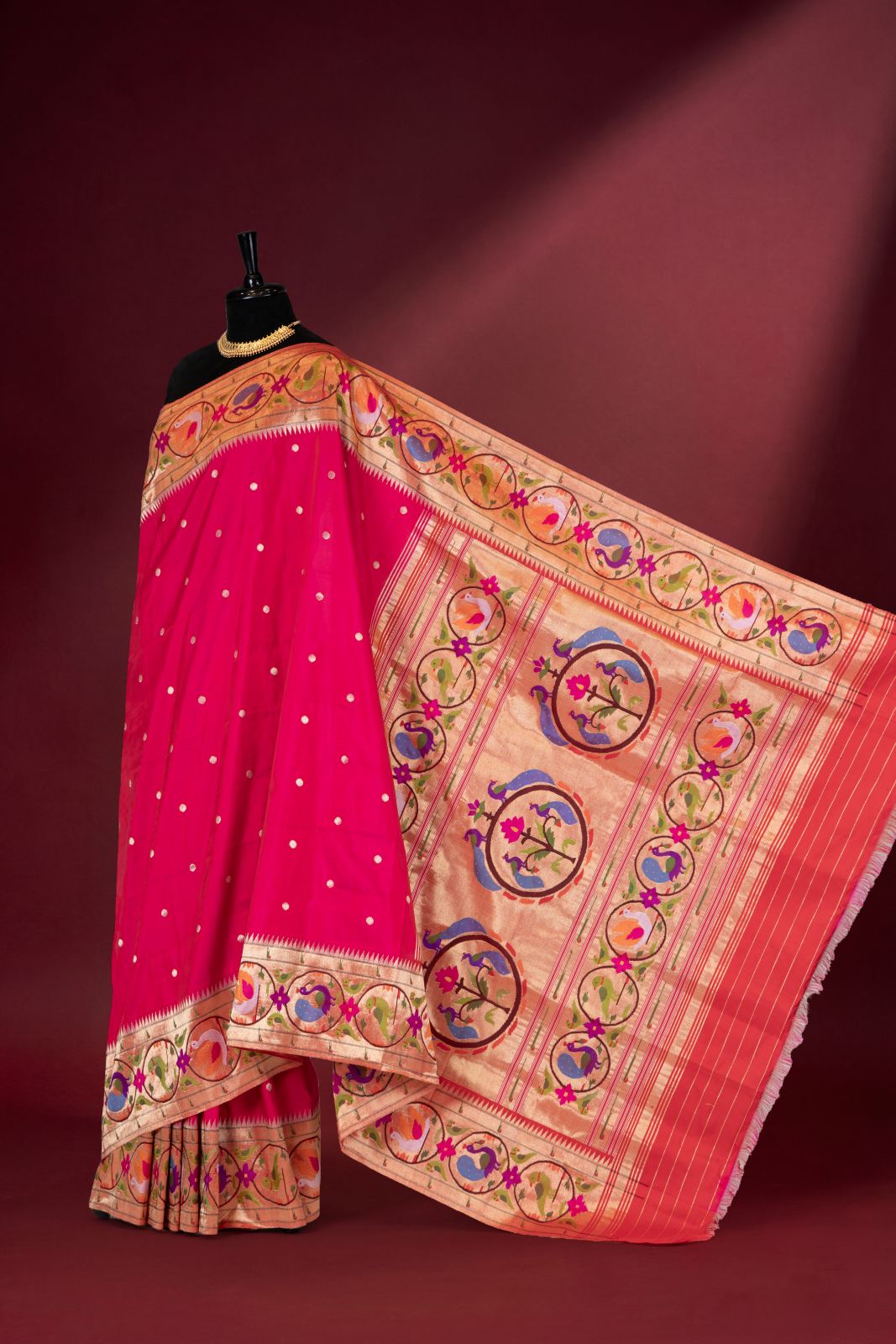 Handloom Bangdi Mor Paithani