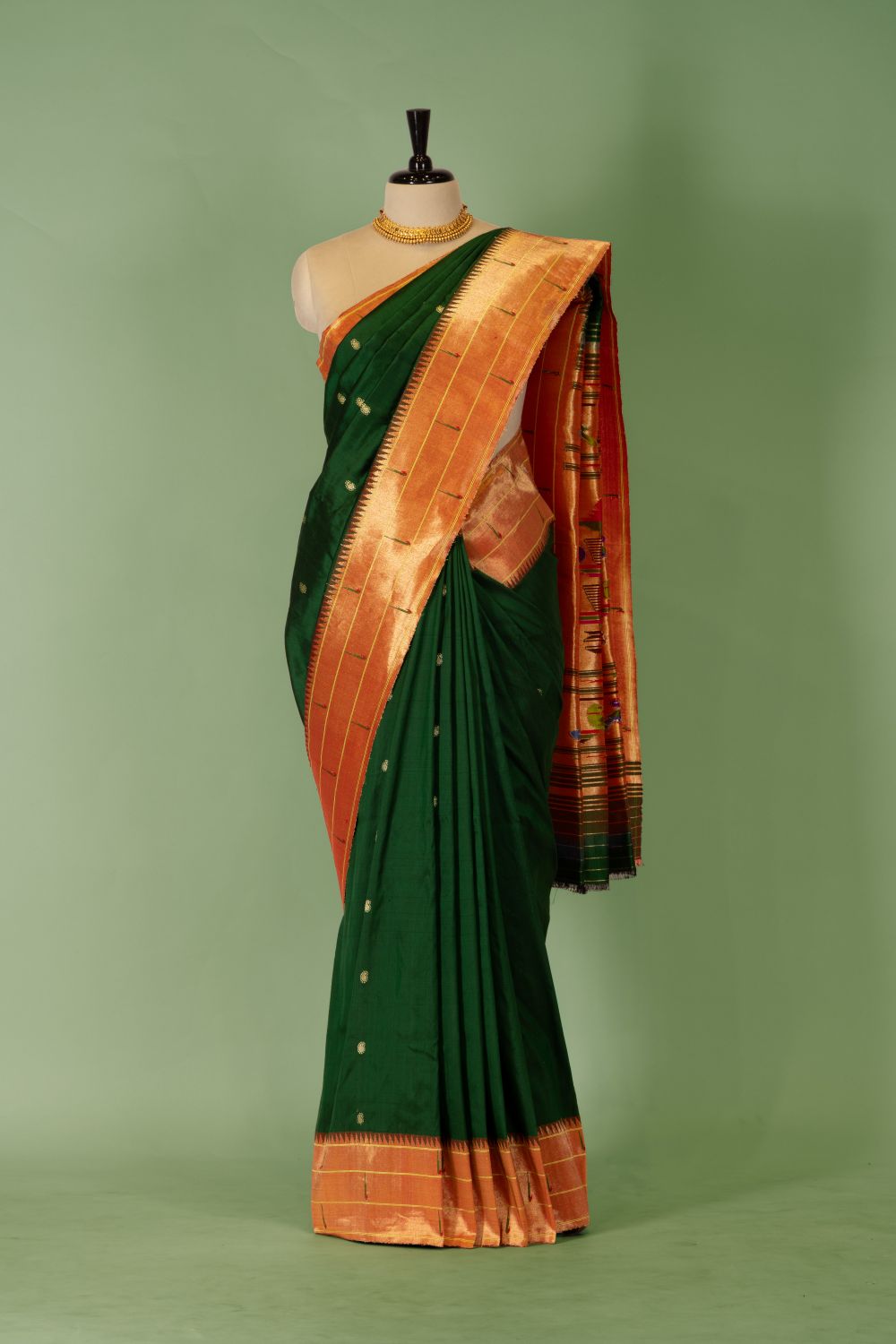 Handloom Tripple Muniya  Paithani