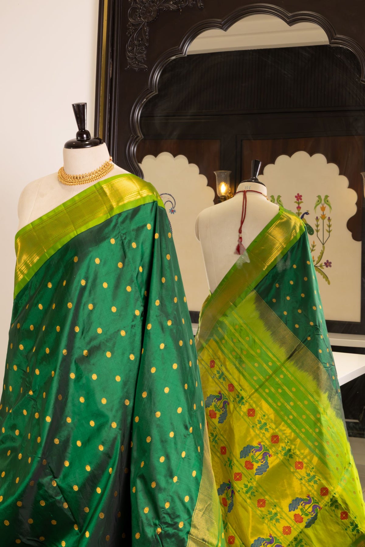 Kalanjali Contrast Border Pure Silk Saree