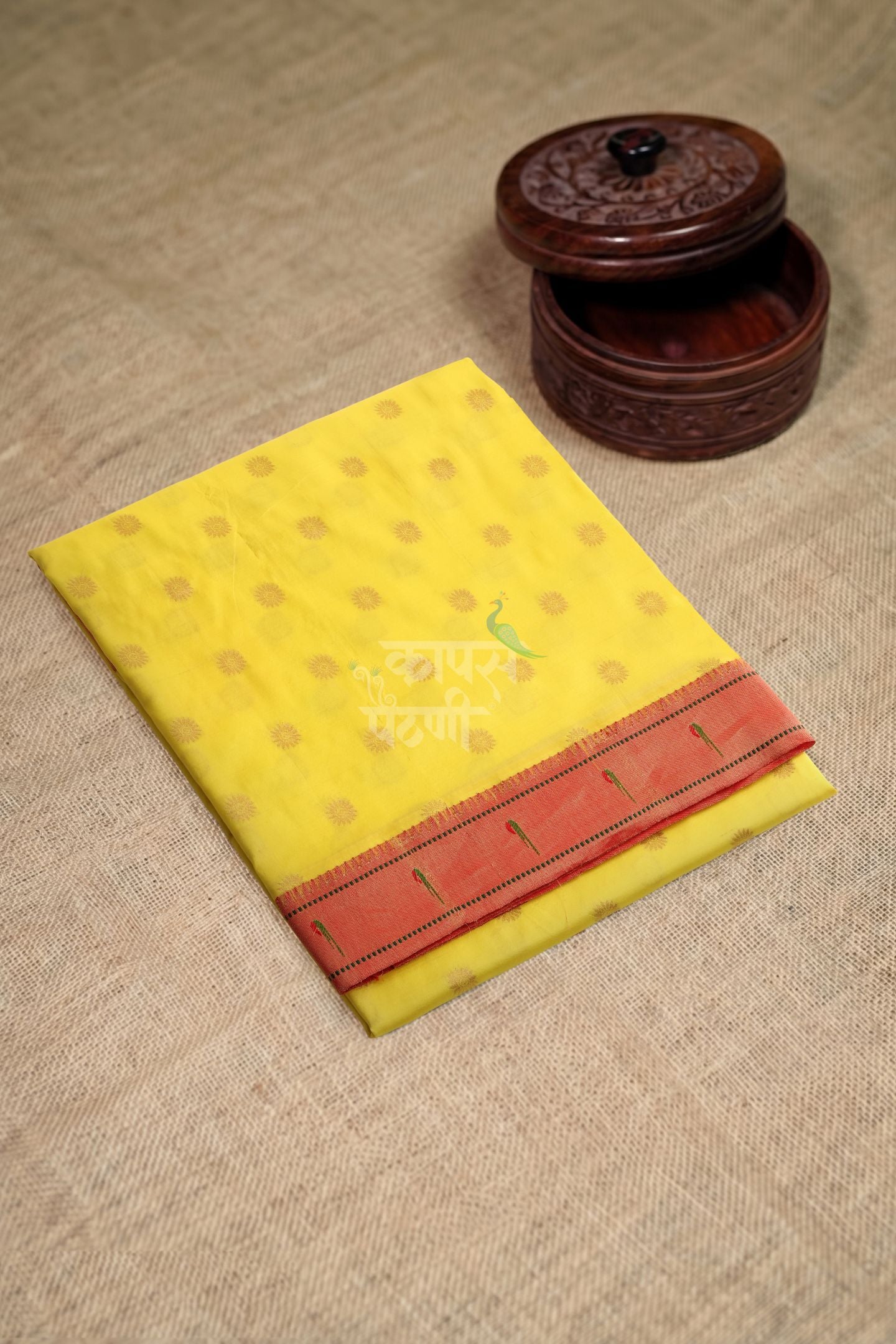 Traditional Muniya Nauvari Saree