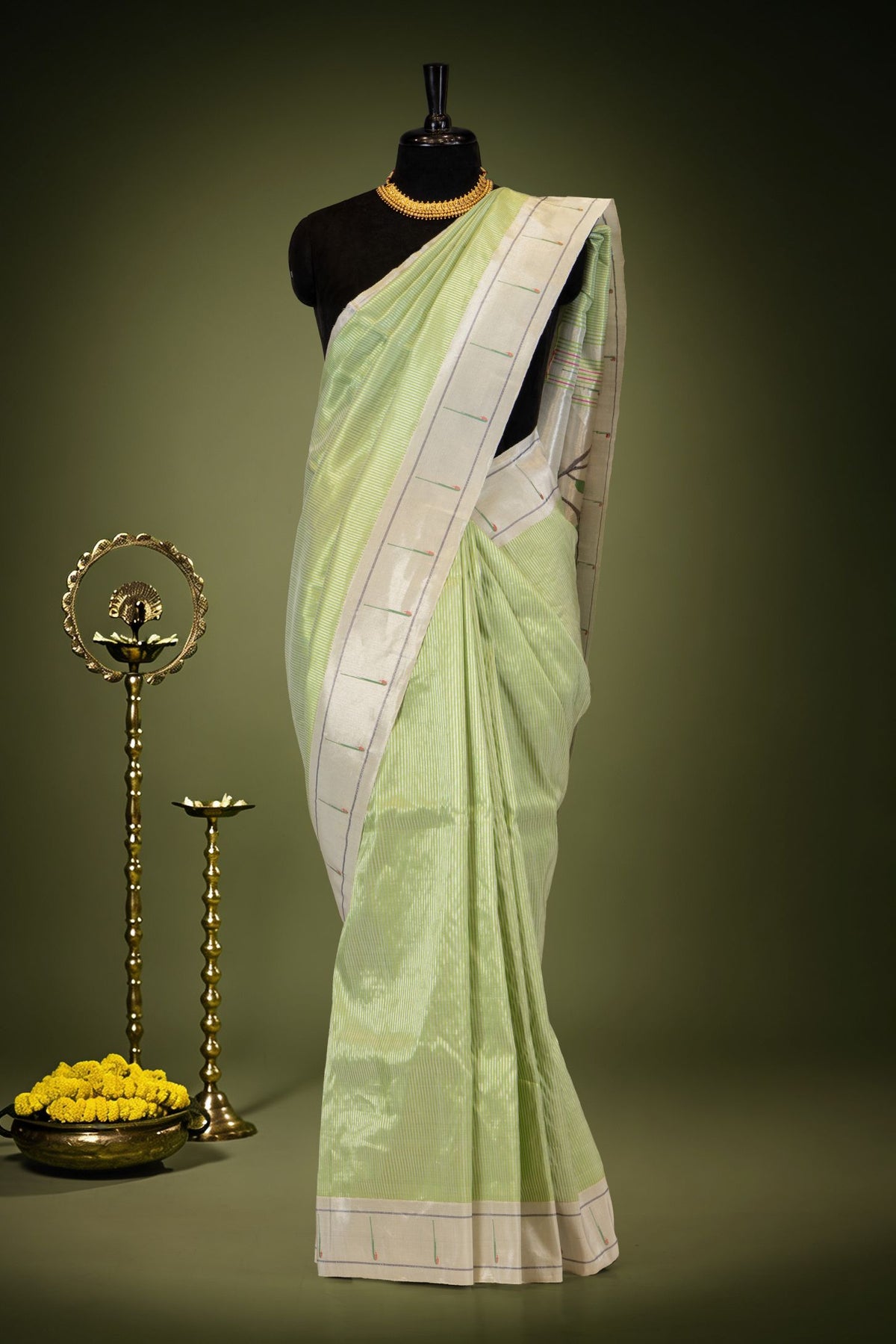 Handloom Stripe Tissue Muniya Paithani