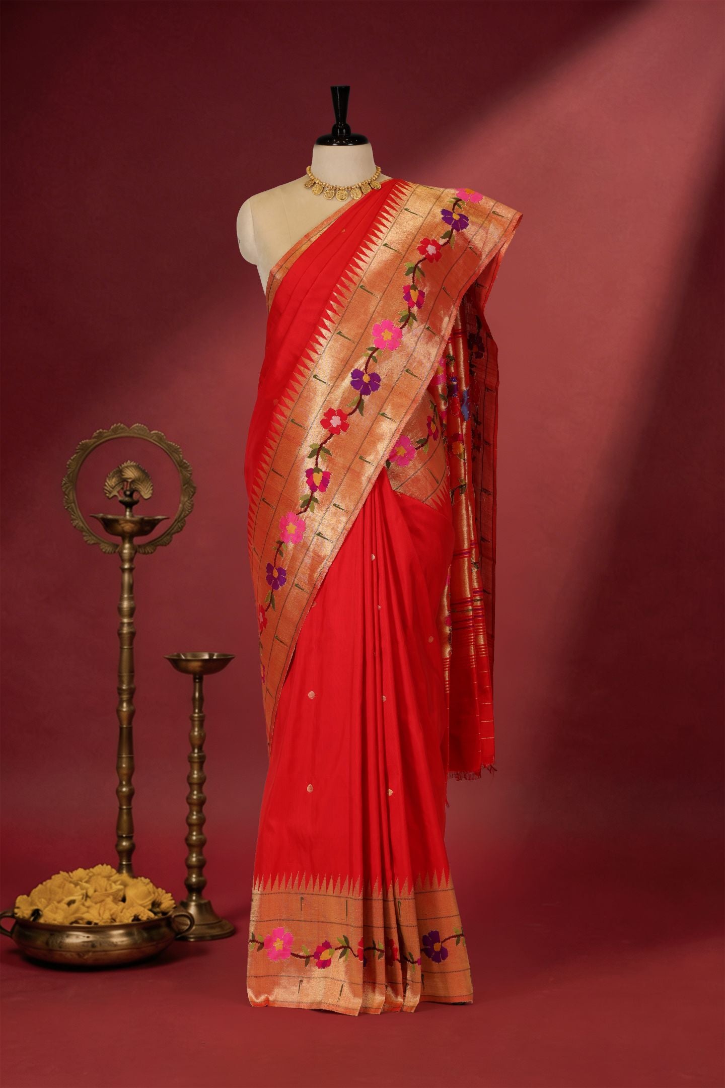 Handloom Brocade Paithani