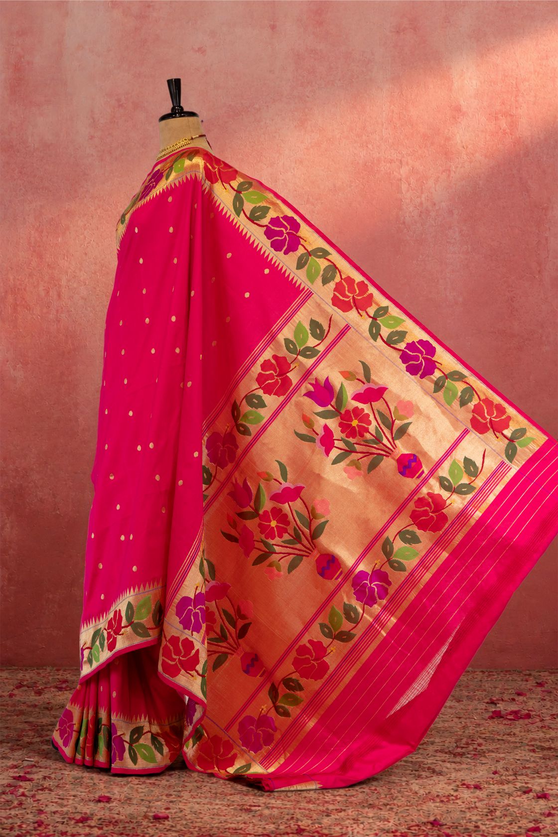 Handloom Brocade Paithani