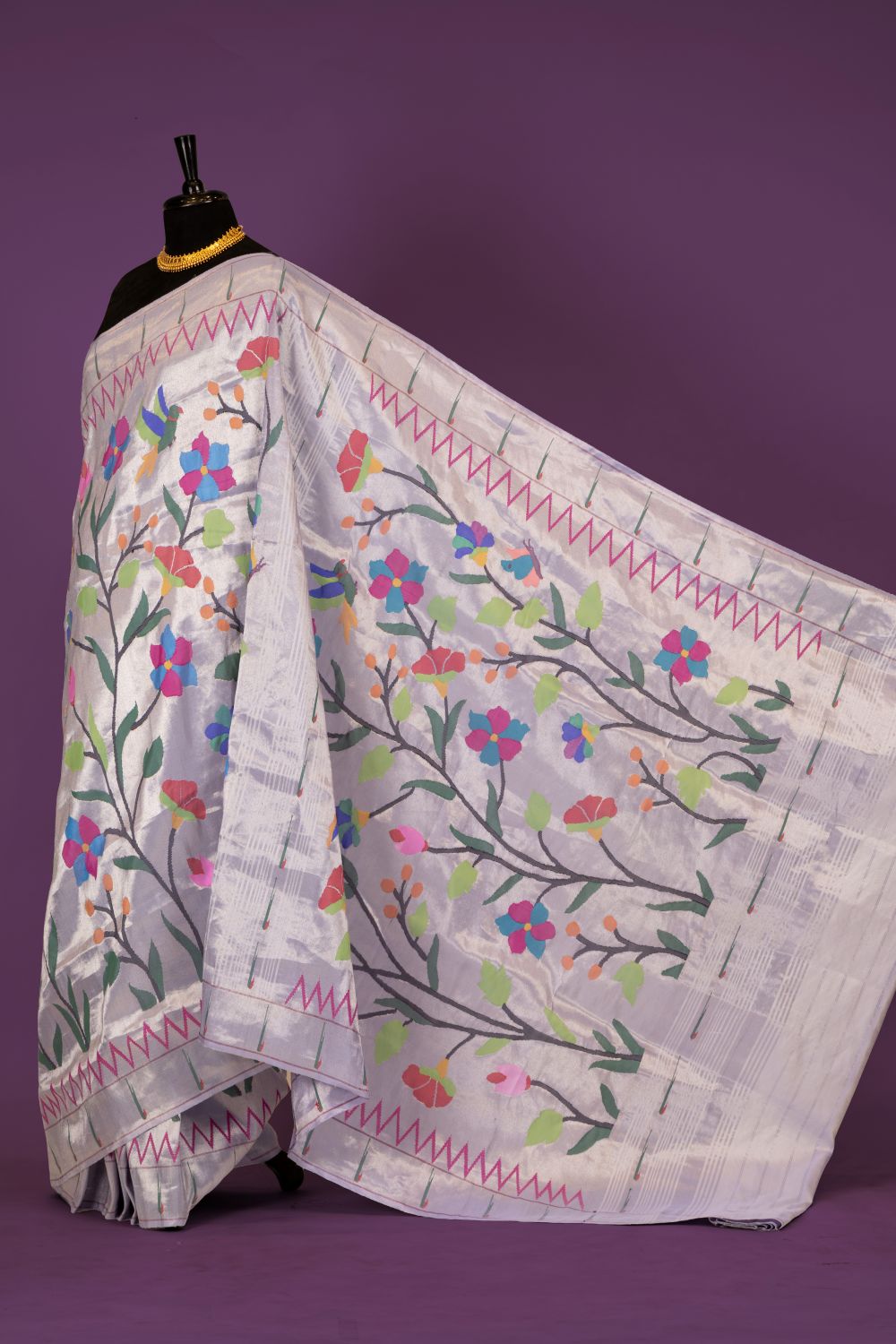 Handloom Brocade Paithani