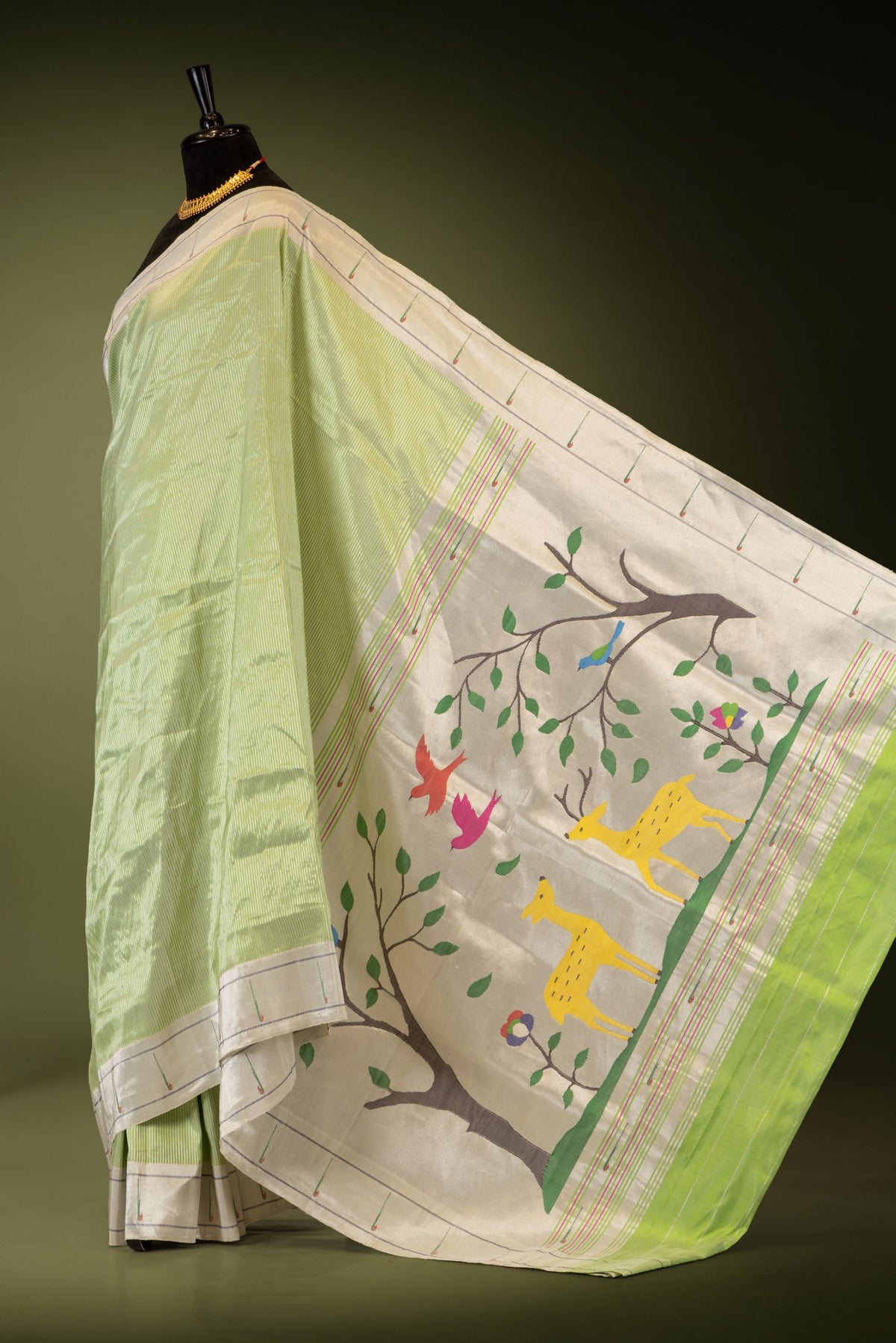 Handloom Stripe Tissue Muniya Paithani