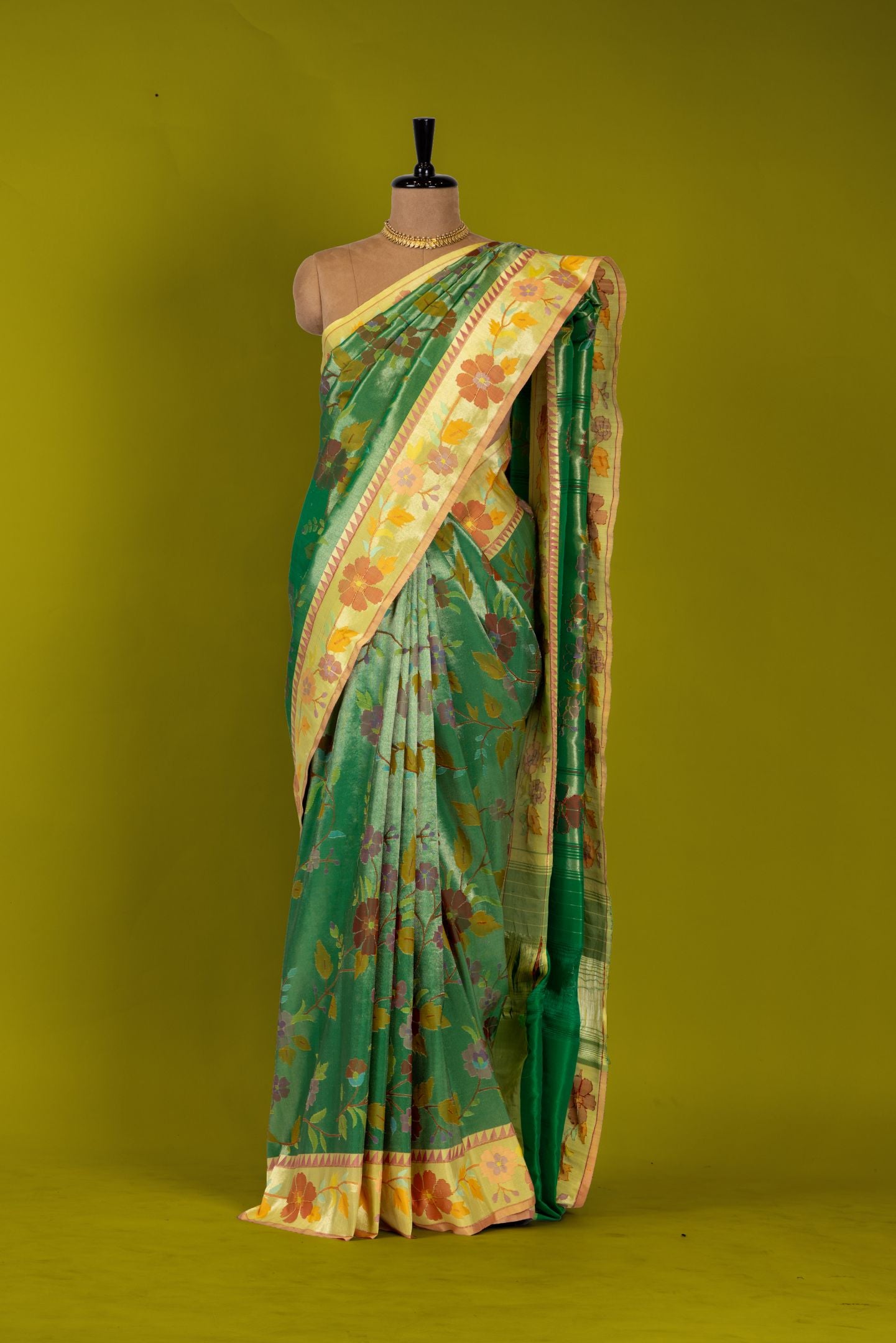 Handloom Brocade Paithani