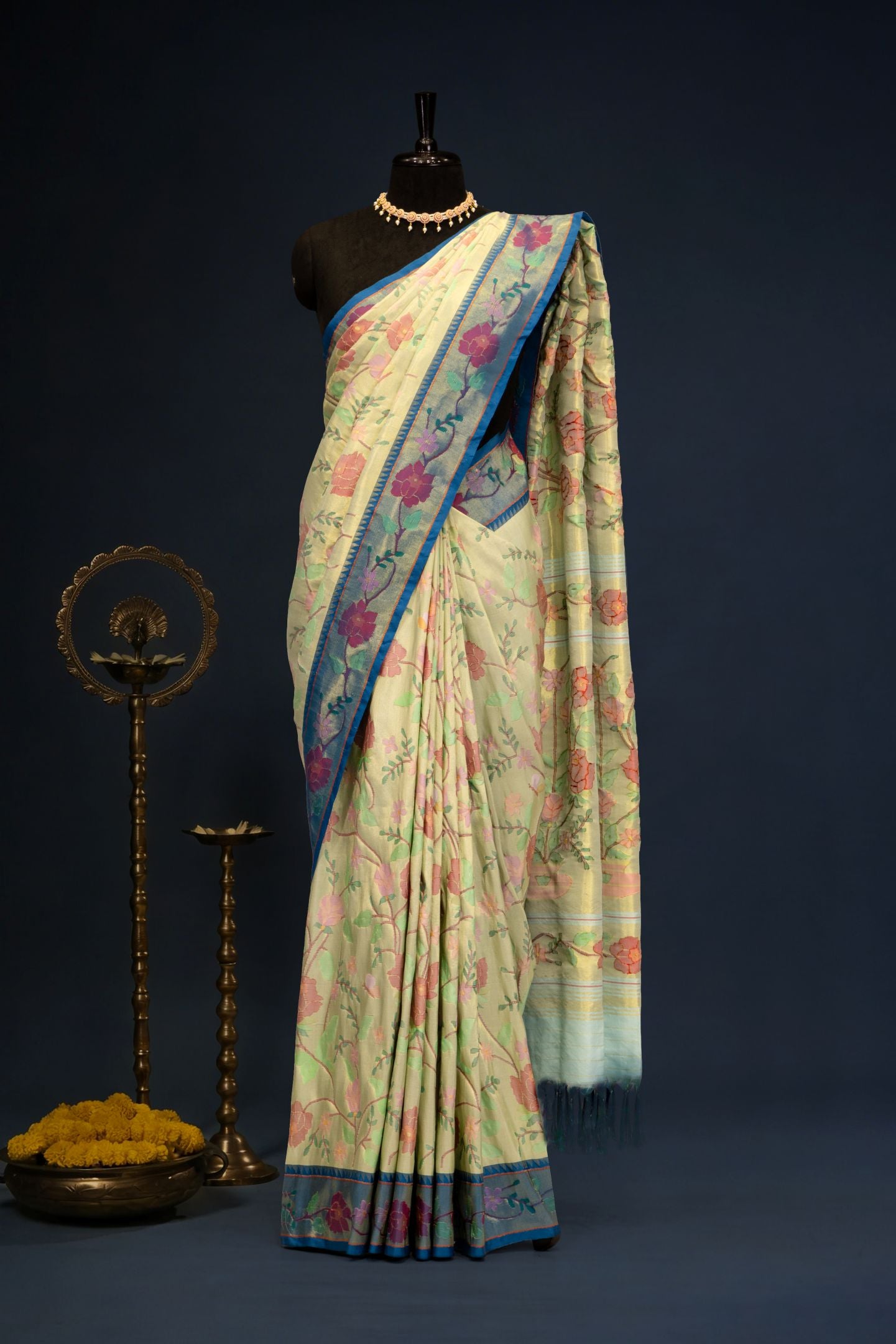 Handloom Brocade Paithani