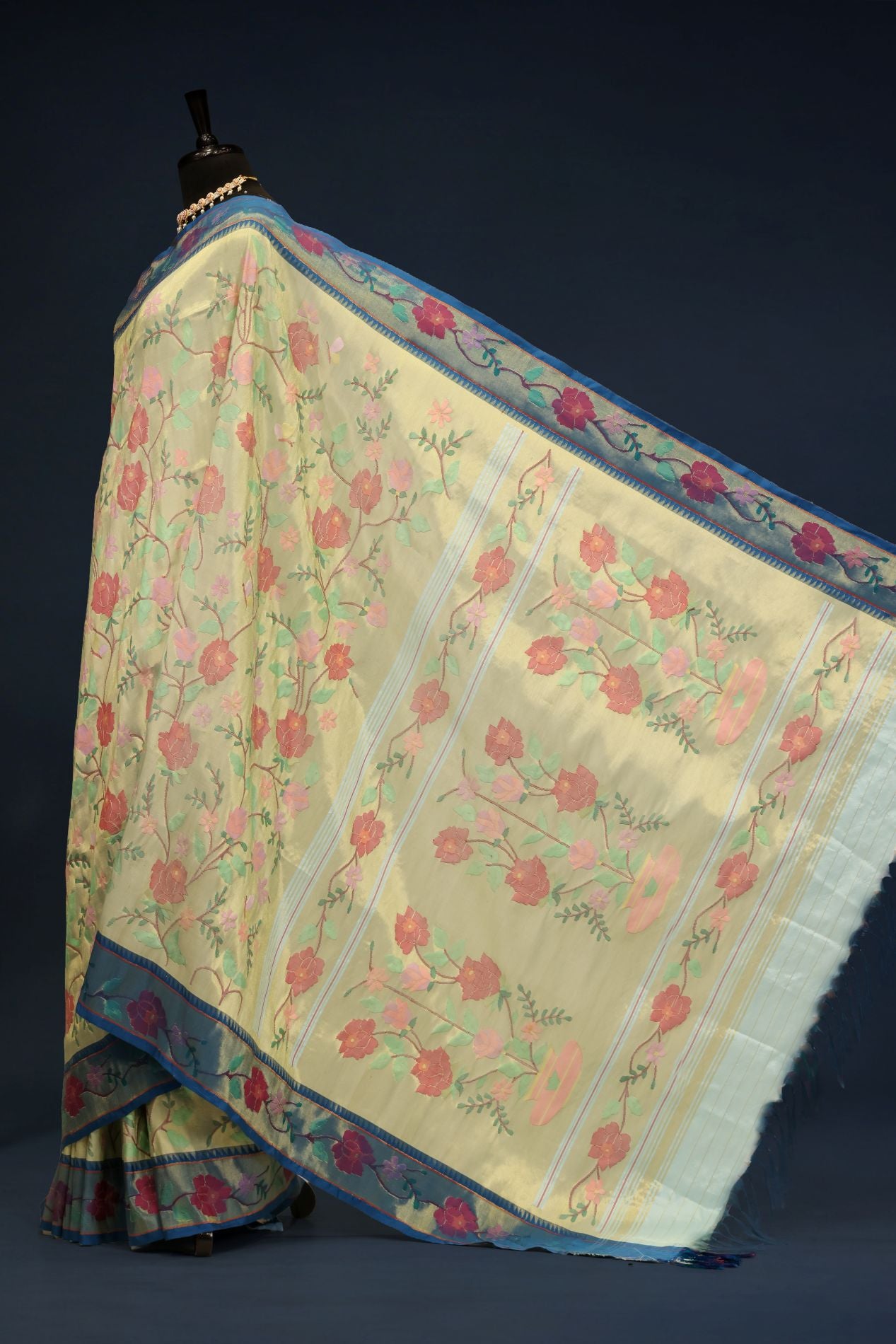 Handloom Brocade Paithani