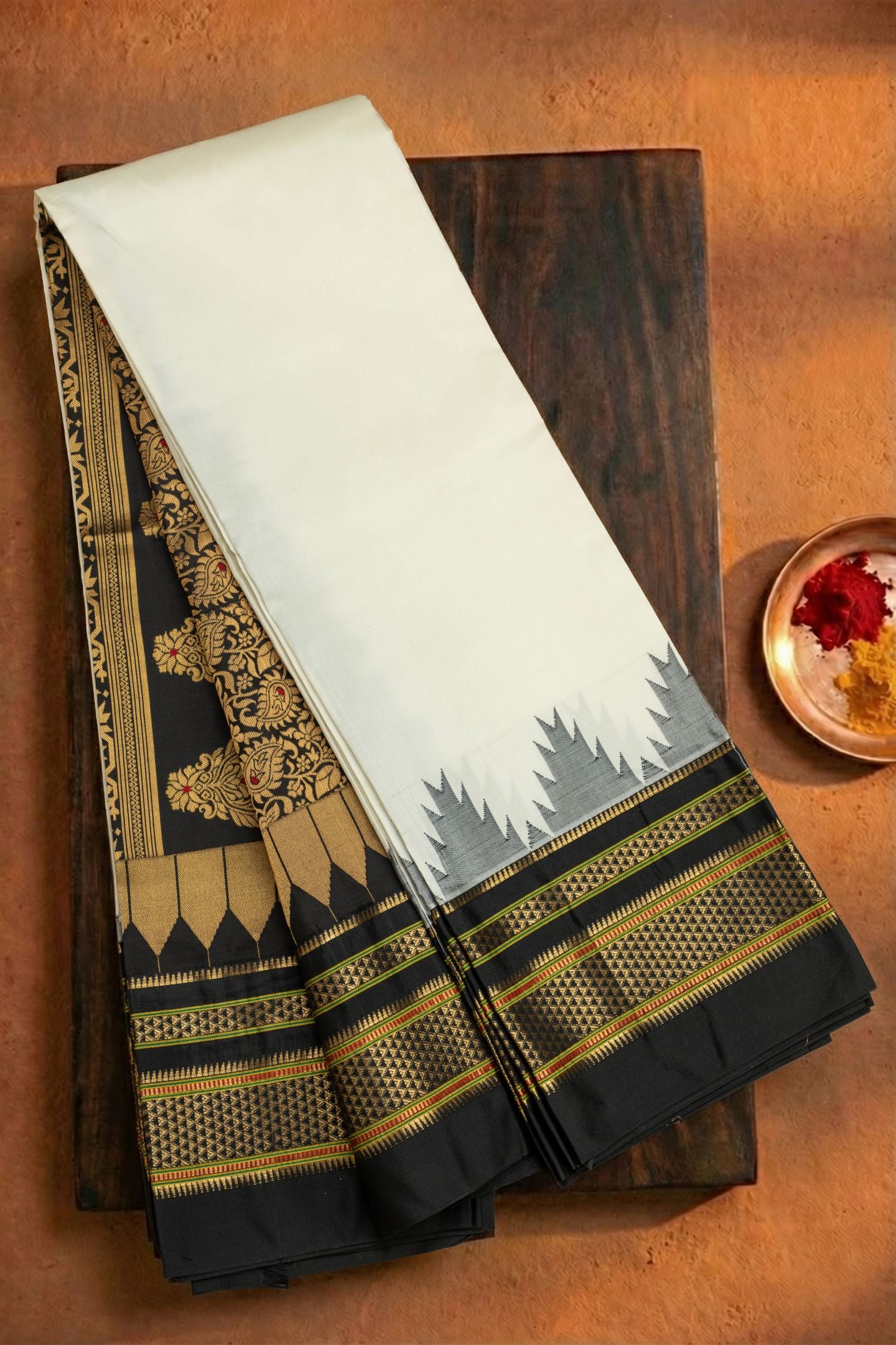 Traditional Irkal Temple Border Mango Rich Pallu Saree