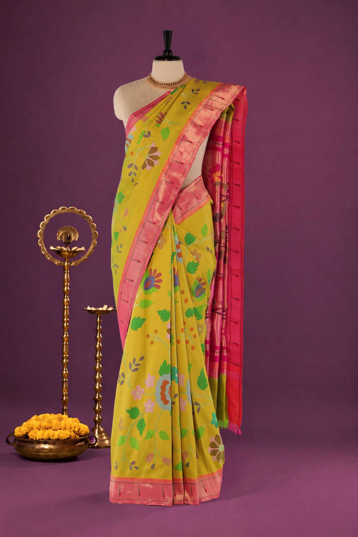 Handloom Brocade Paithani