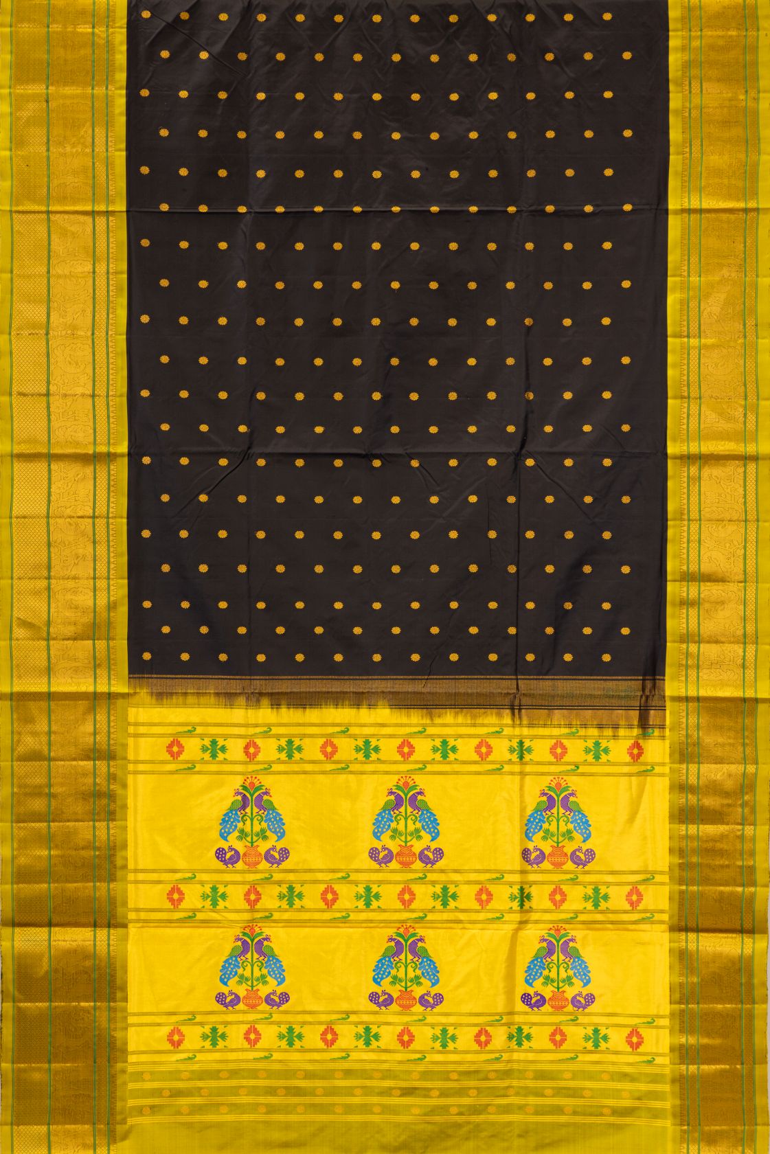 Kalanjali Contrast Border Pure Silk Saree