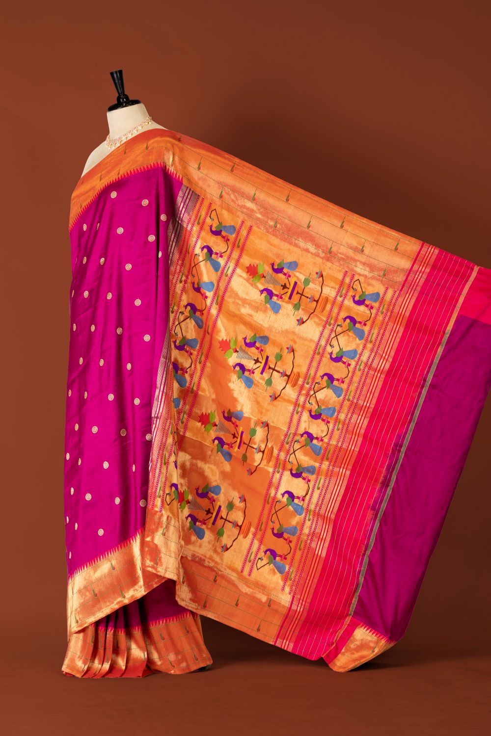 Handloom Tripple Muniya  Paithani