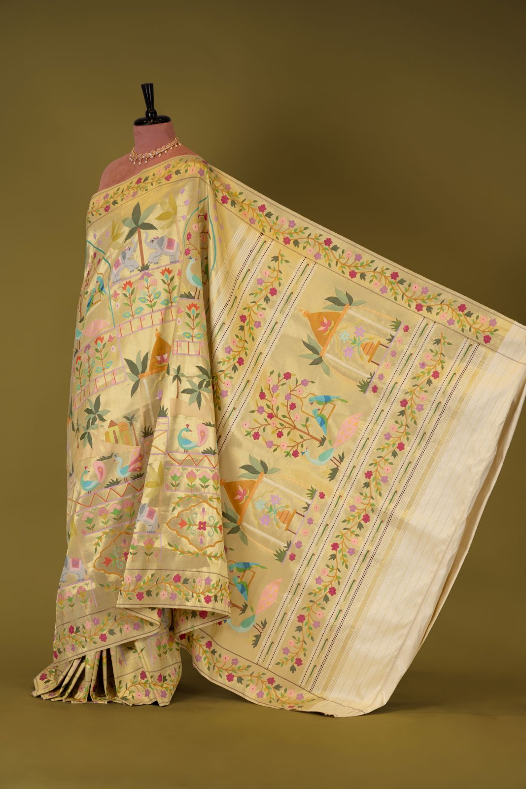 Handloom Classic Garden Tale Brocade Paithani