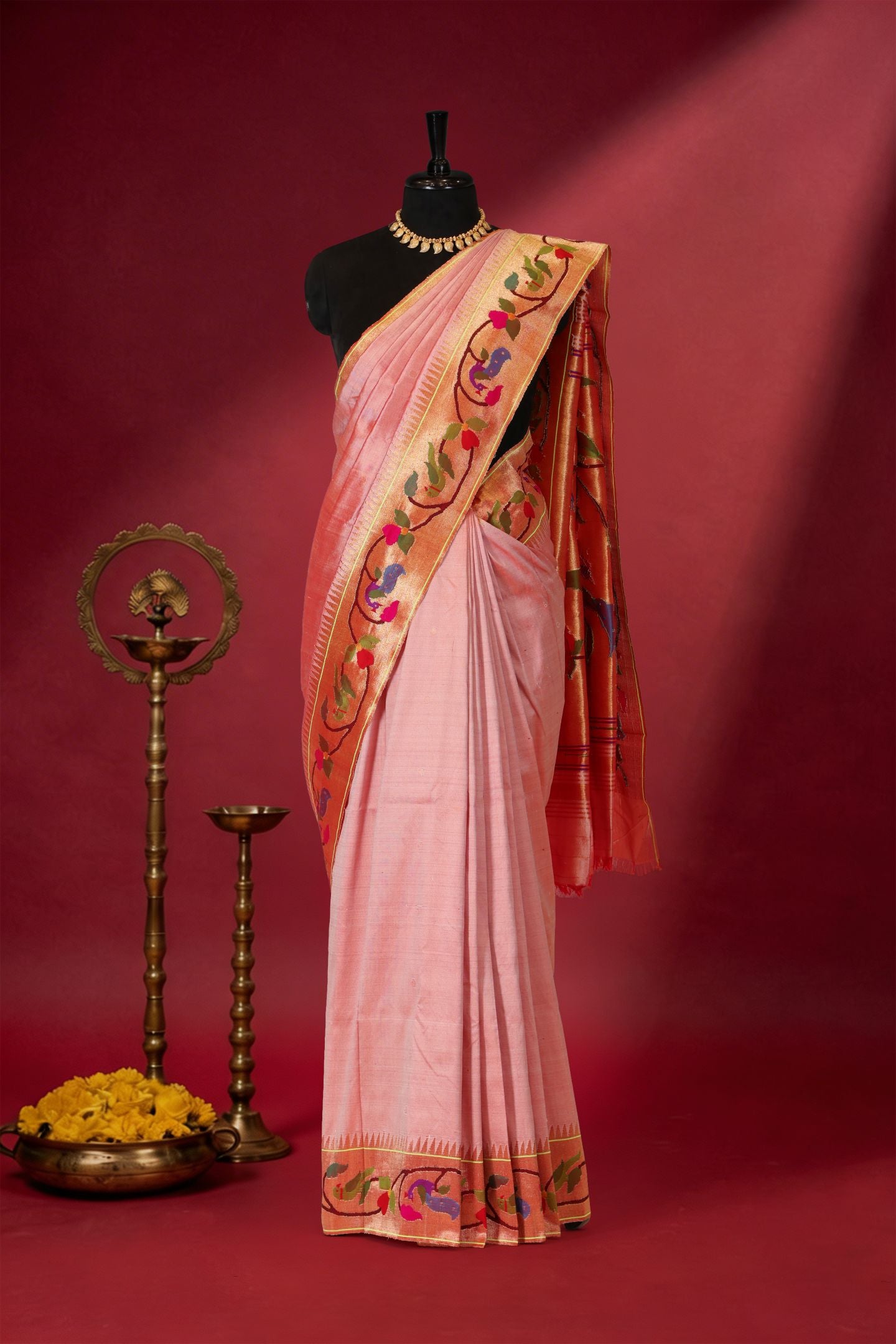 Handloom Brocade Paithani
