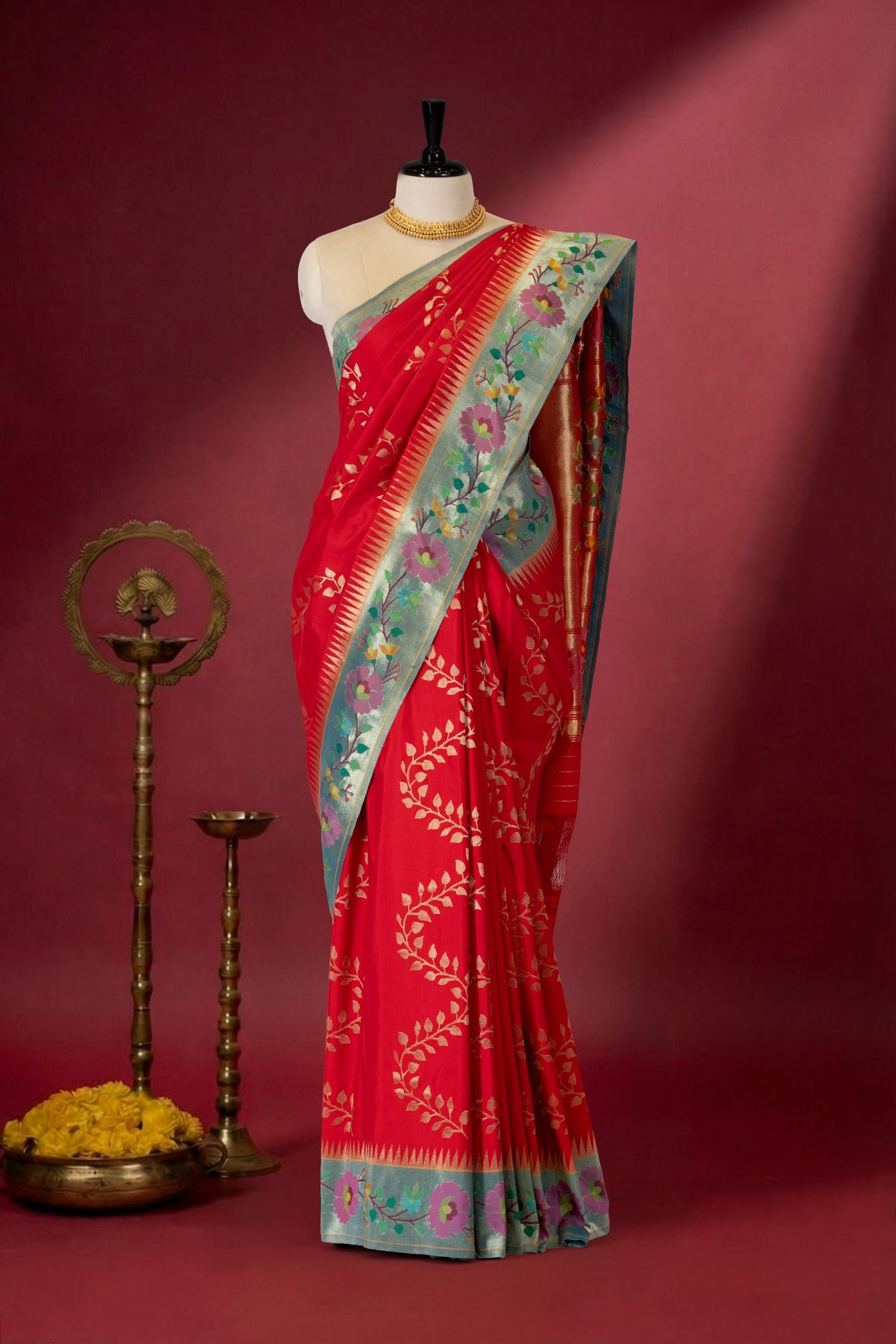 Handloom Brocade Paithani