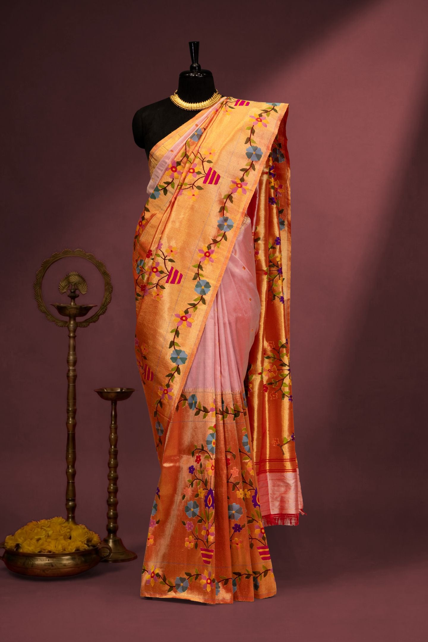 Handloom Brocade Paithani