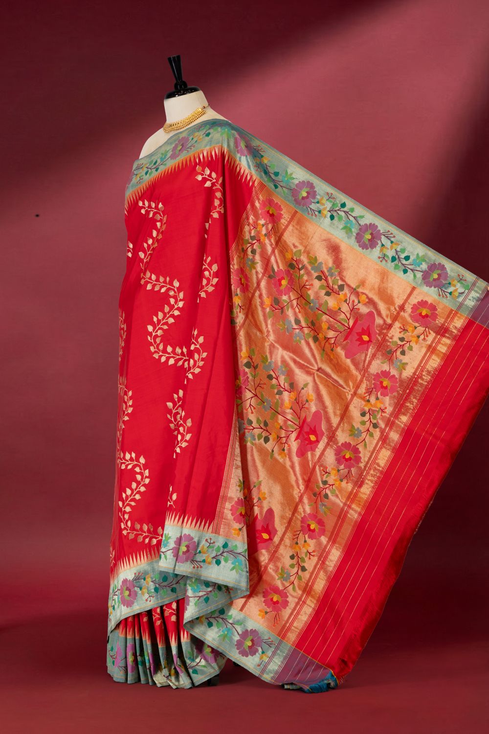 Handloom Brocade Paithani