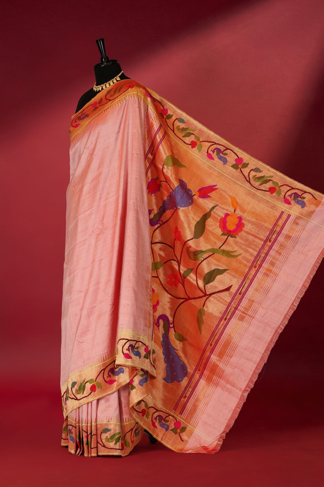 Handloom Brocade Paithani