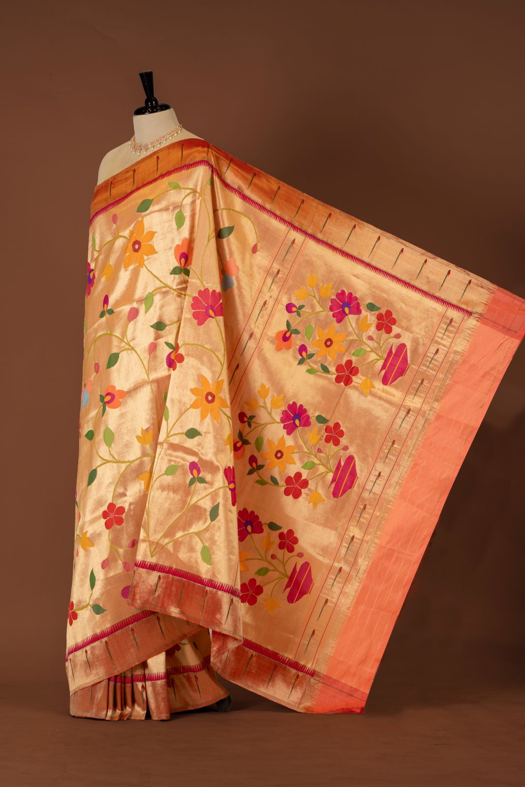 Handloom Brocade Paithani