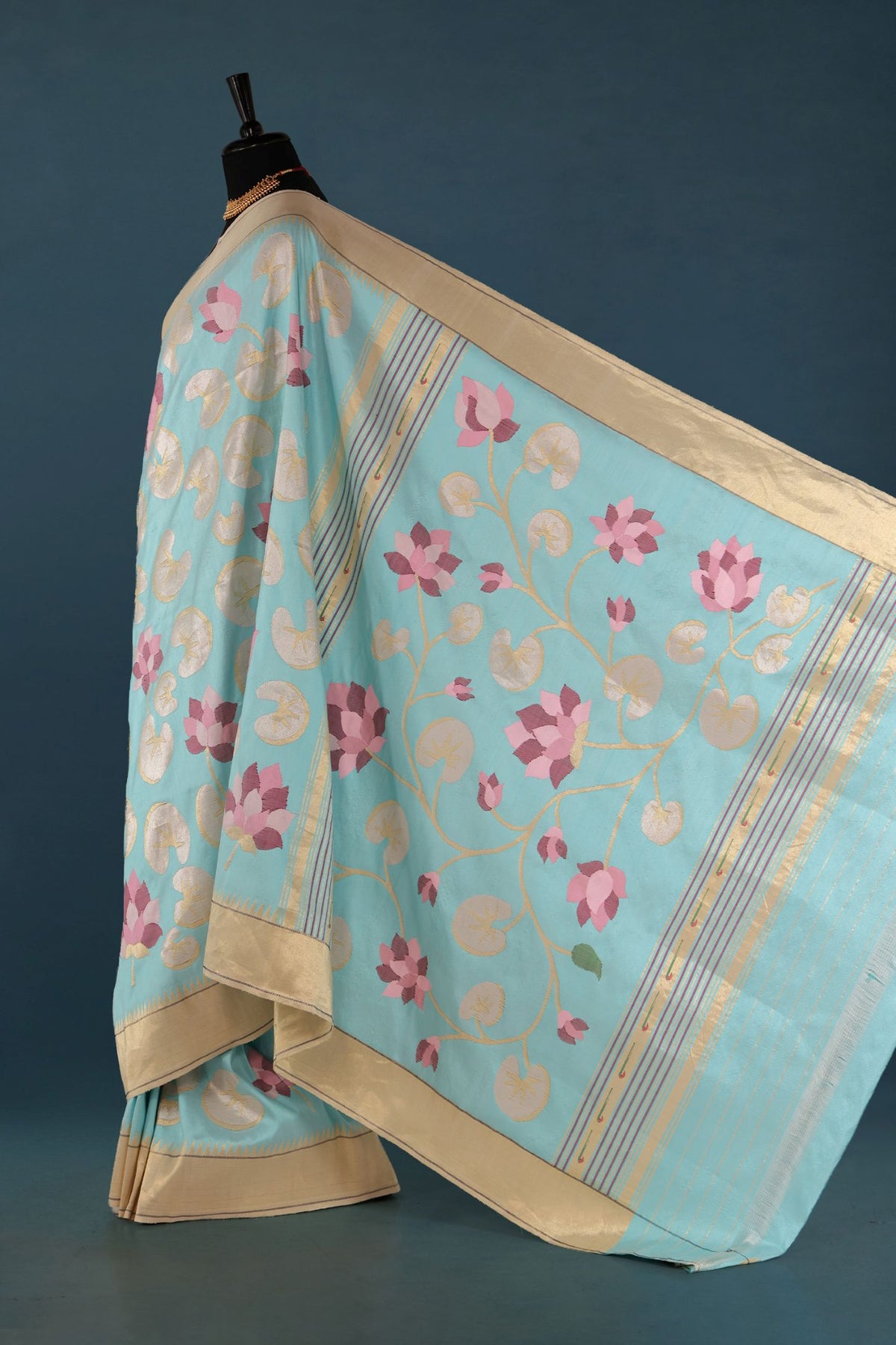 Handloom Brocade Paithani