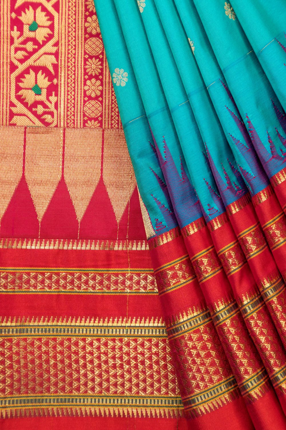 Traditional Irkal Temple Border Mango Rich Pallu Saree