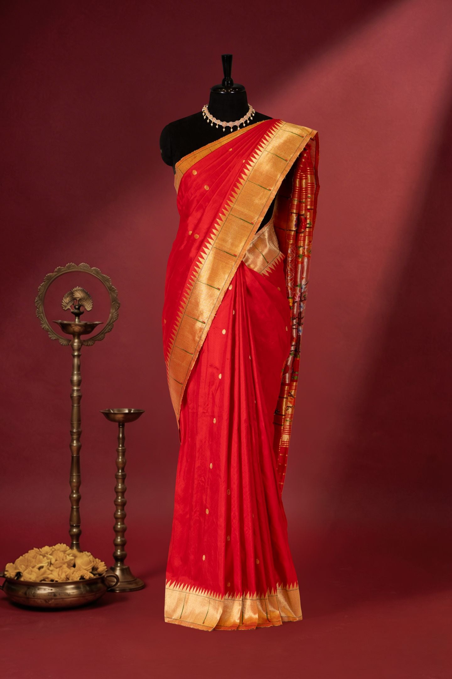 Handloom Muniya Paithani