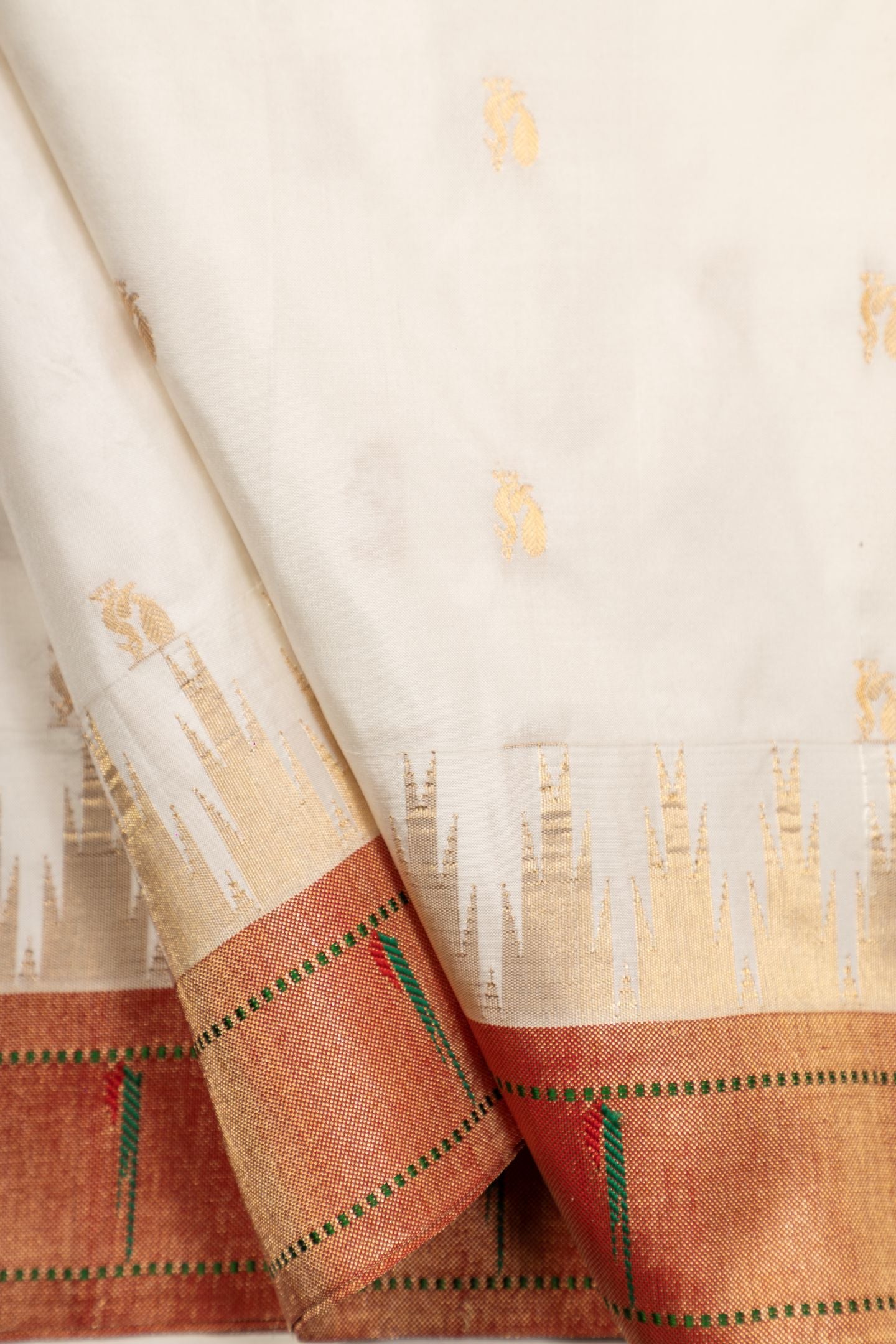 Traditional Pure Silk Temple Muniya Border Saree