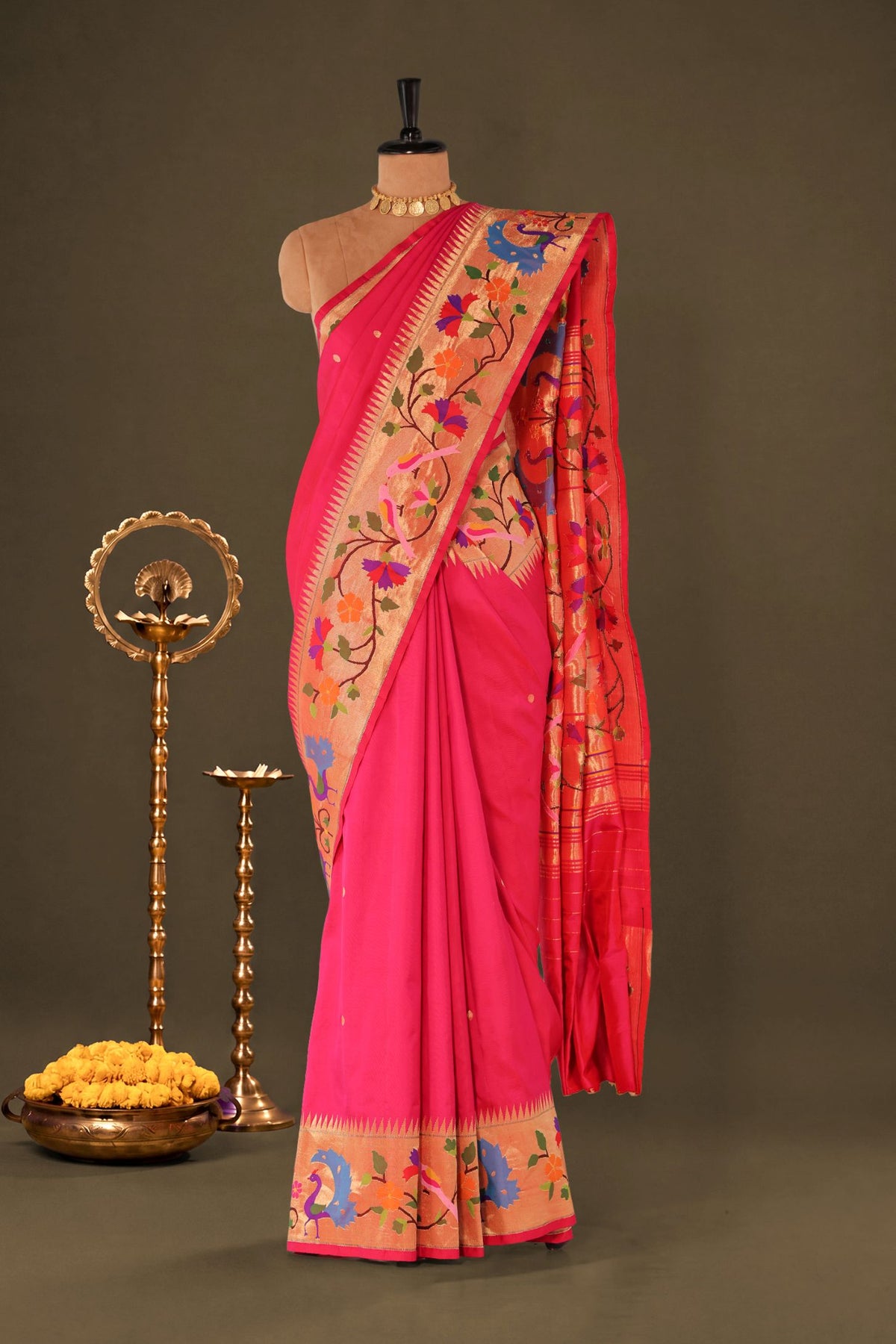 Handloom Brocade Paithani