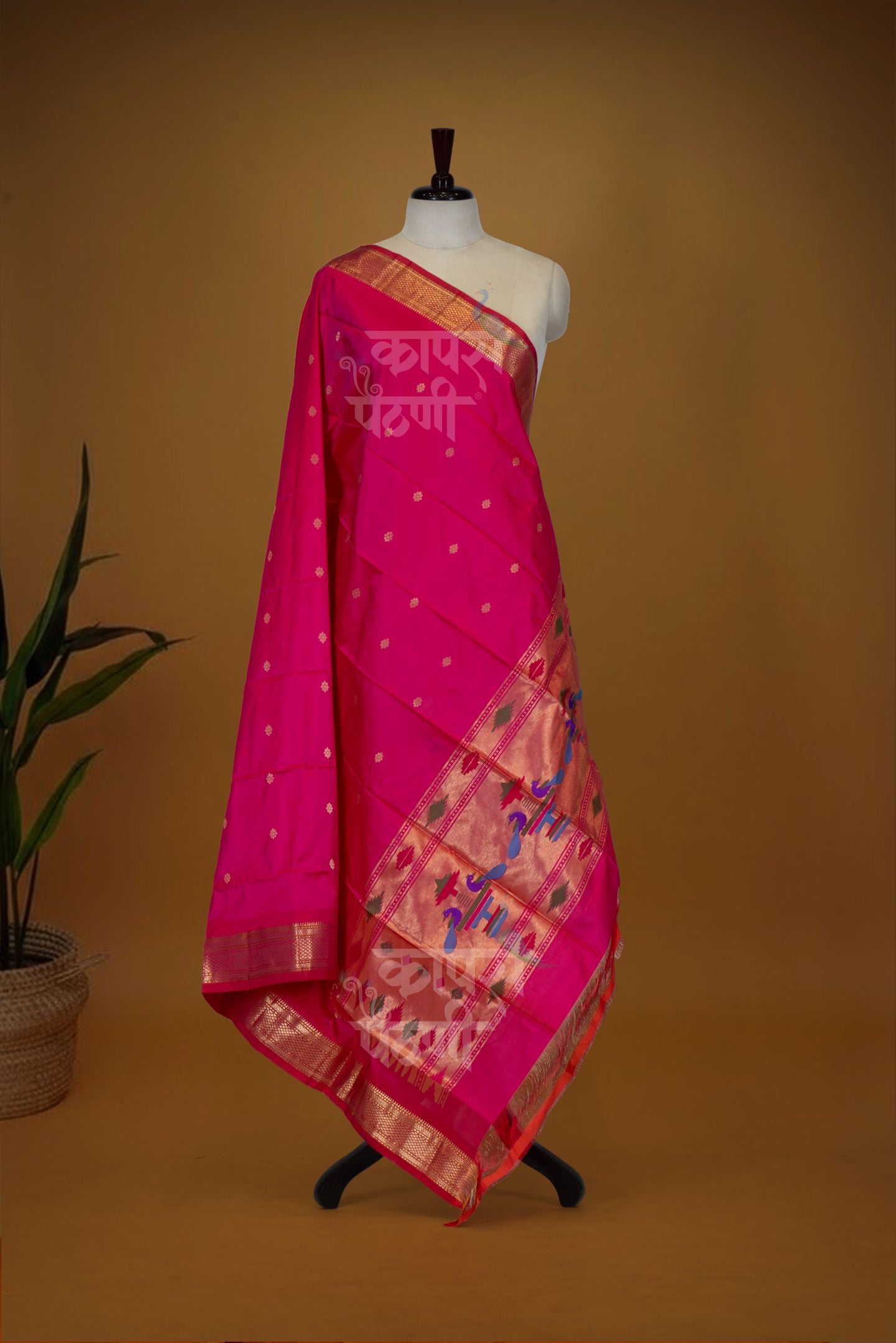 Traditional Pure Silk Narali Border Dupatta