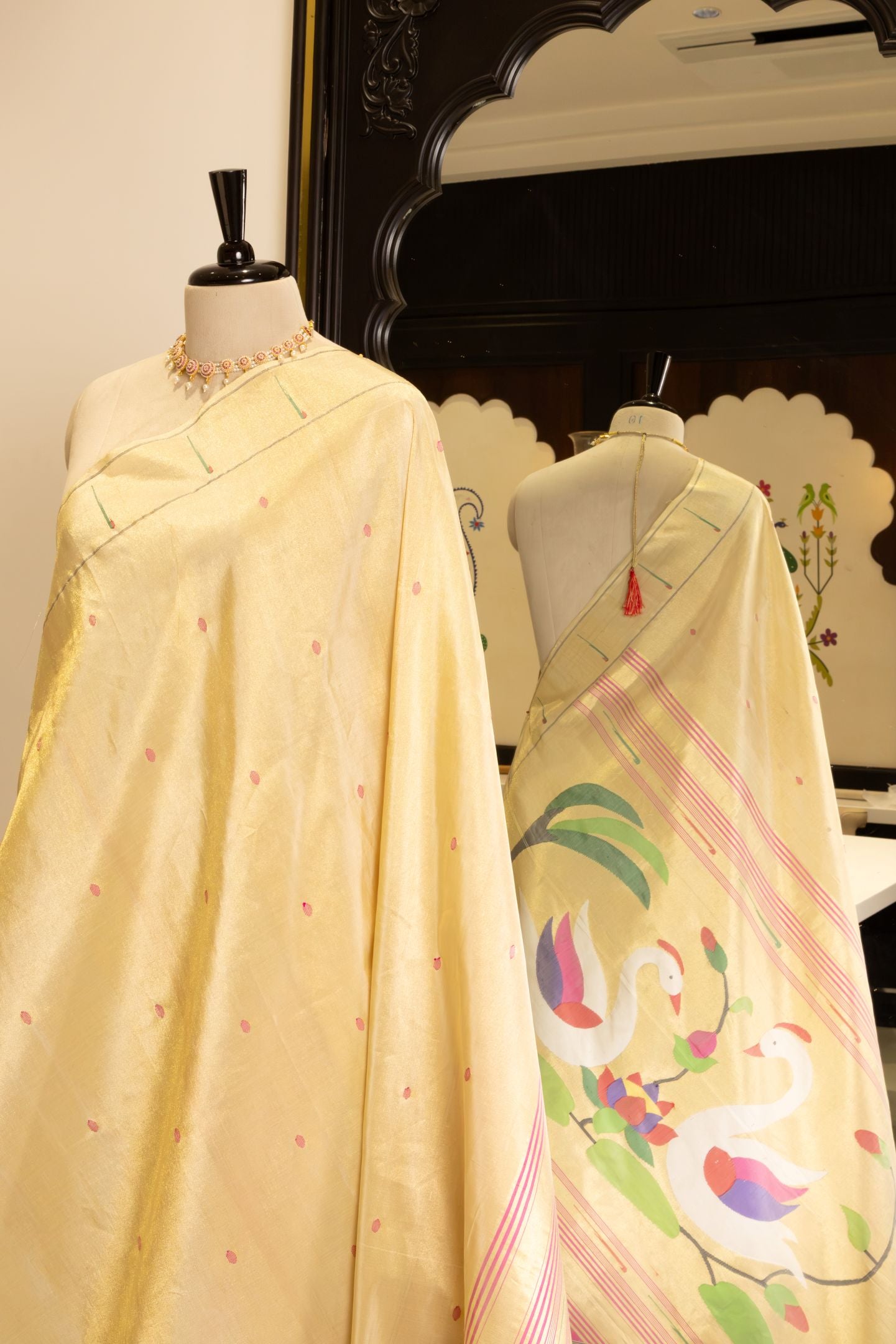 Handloom Tissue Designer Muniya Paithani