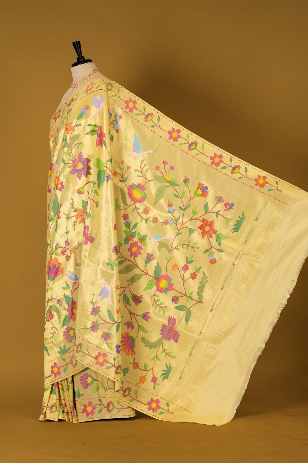 Handloom Brocade Paithani