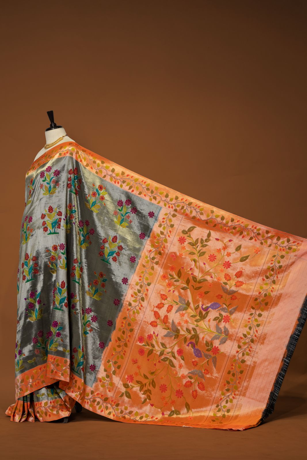 Handloom Brocade Paithani