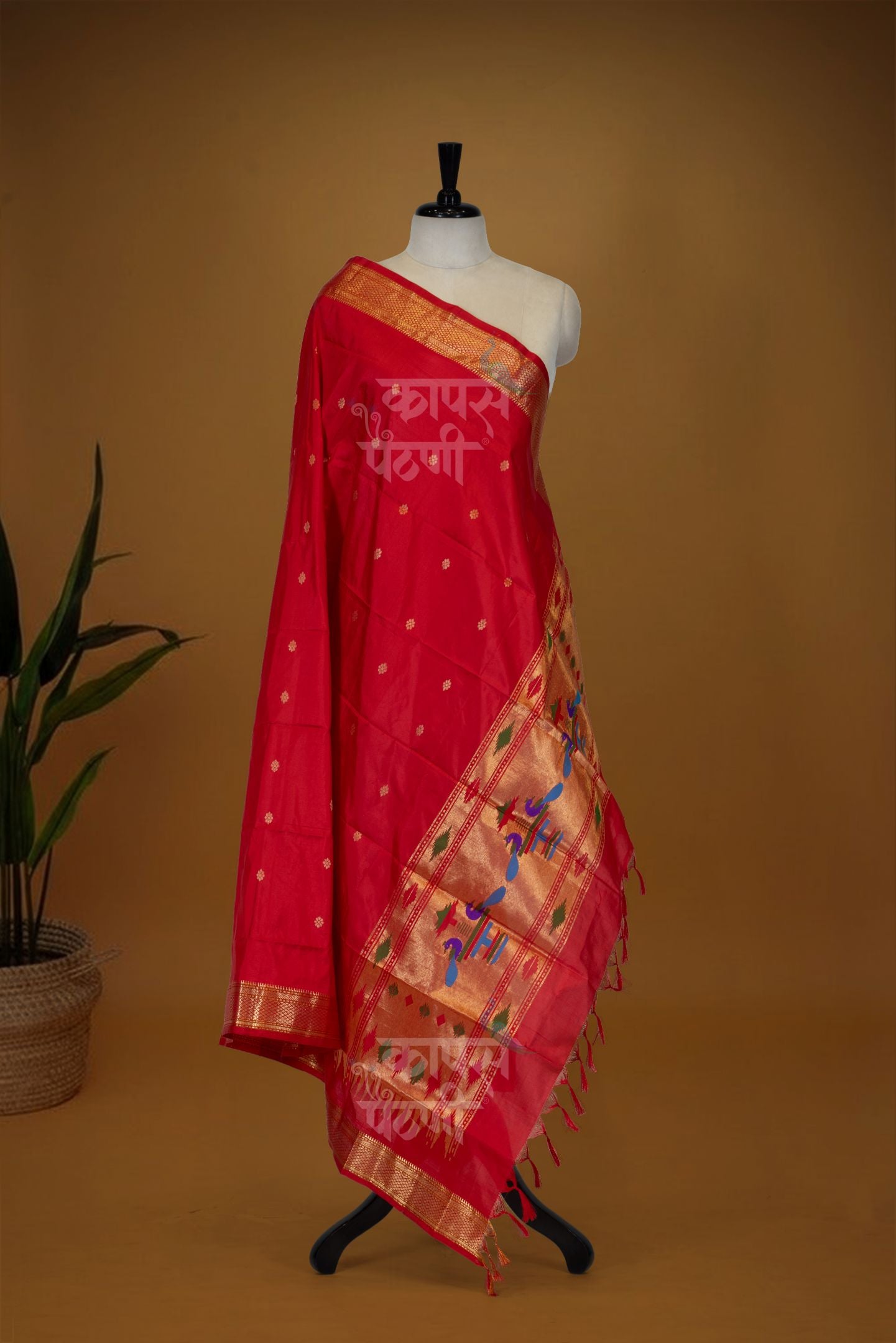 Traditional Pure Silk Narali Border Dupatta